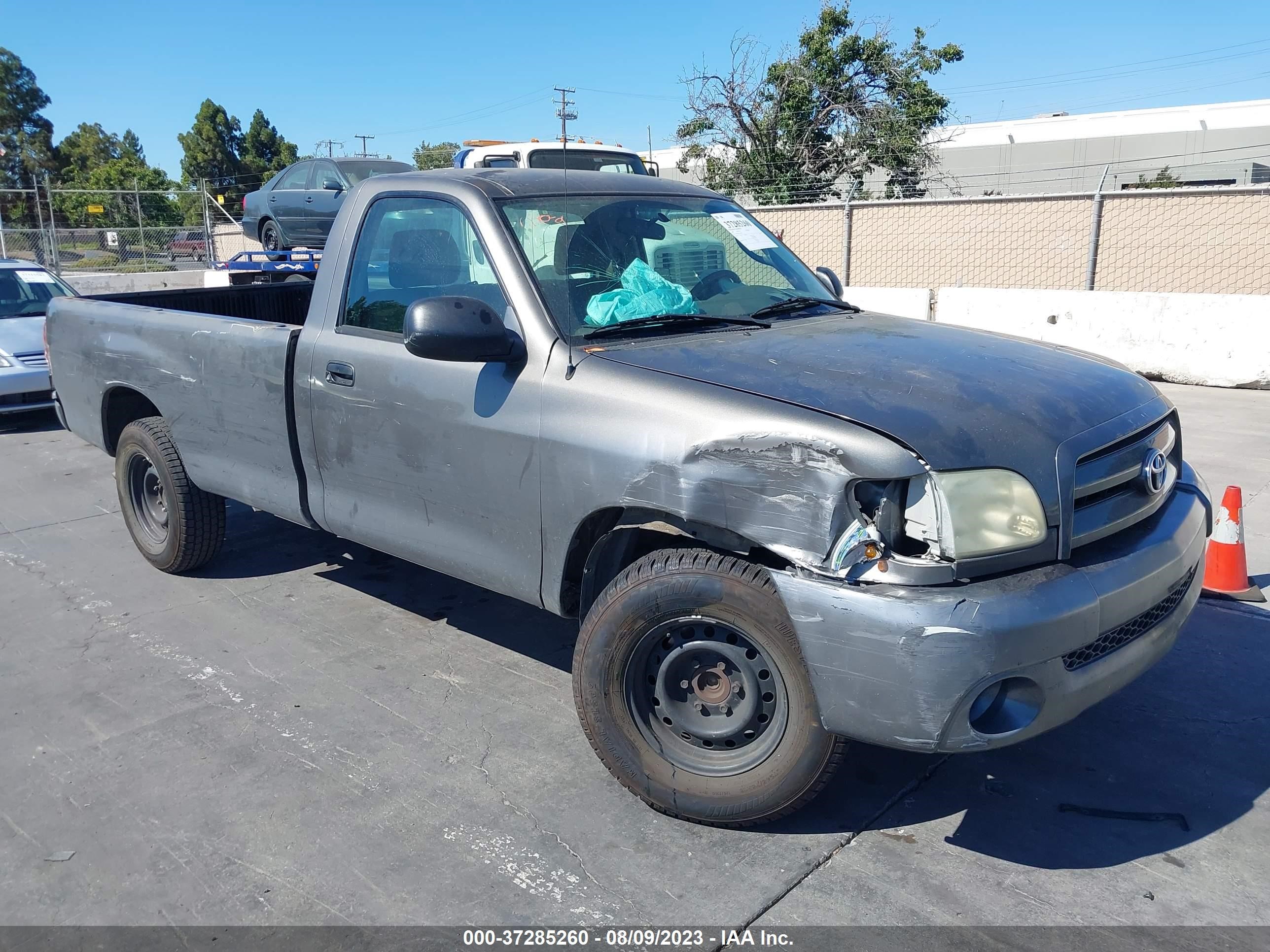 TOYOTA TUNDRA 2005 5tbju32105s453824