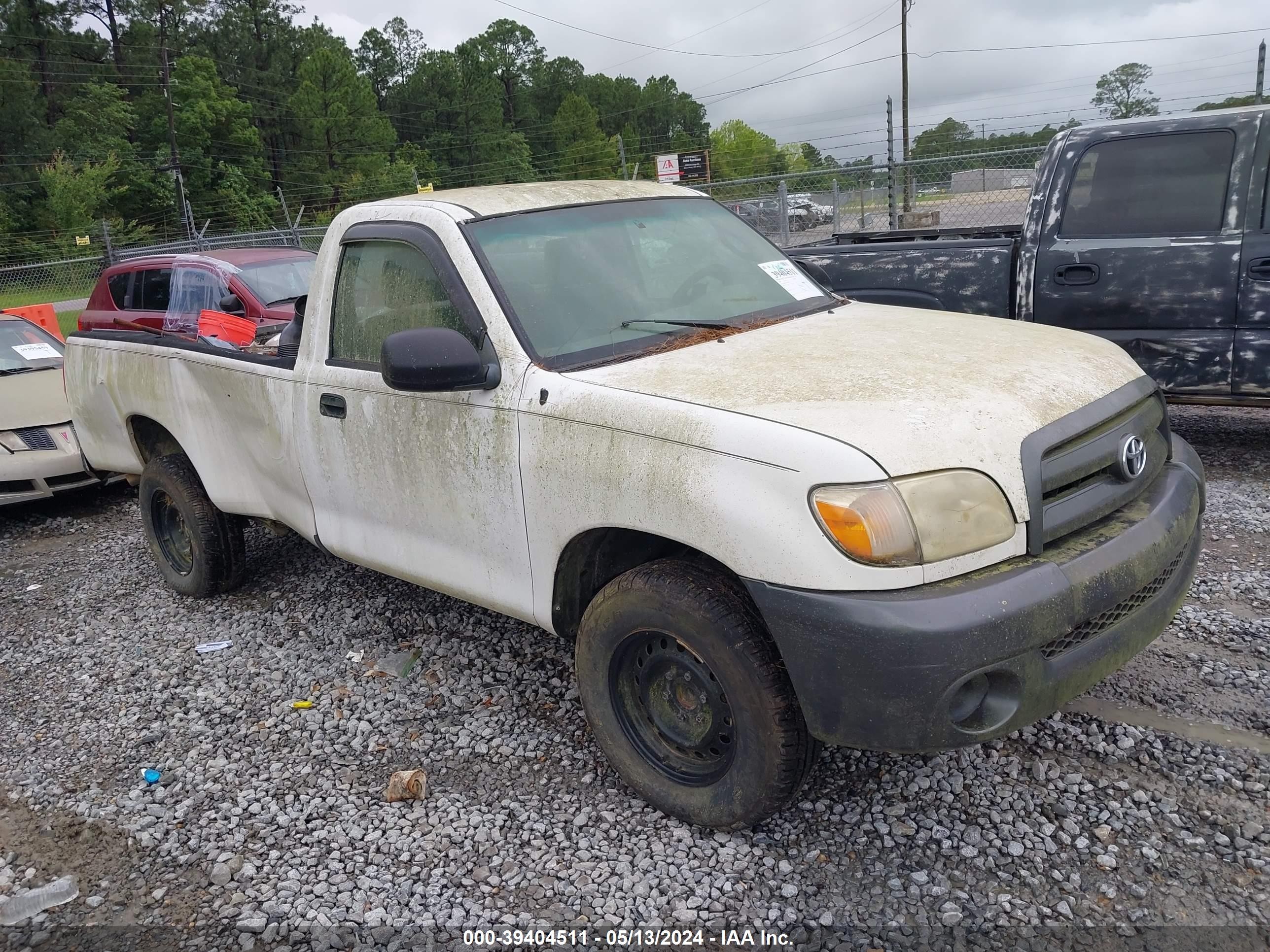 TOYOTA TUNDRA 2005 5tbju321x5s452051