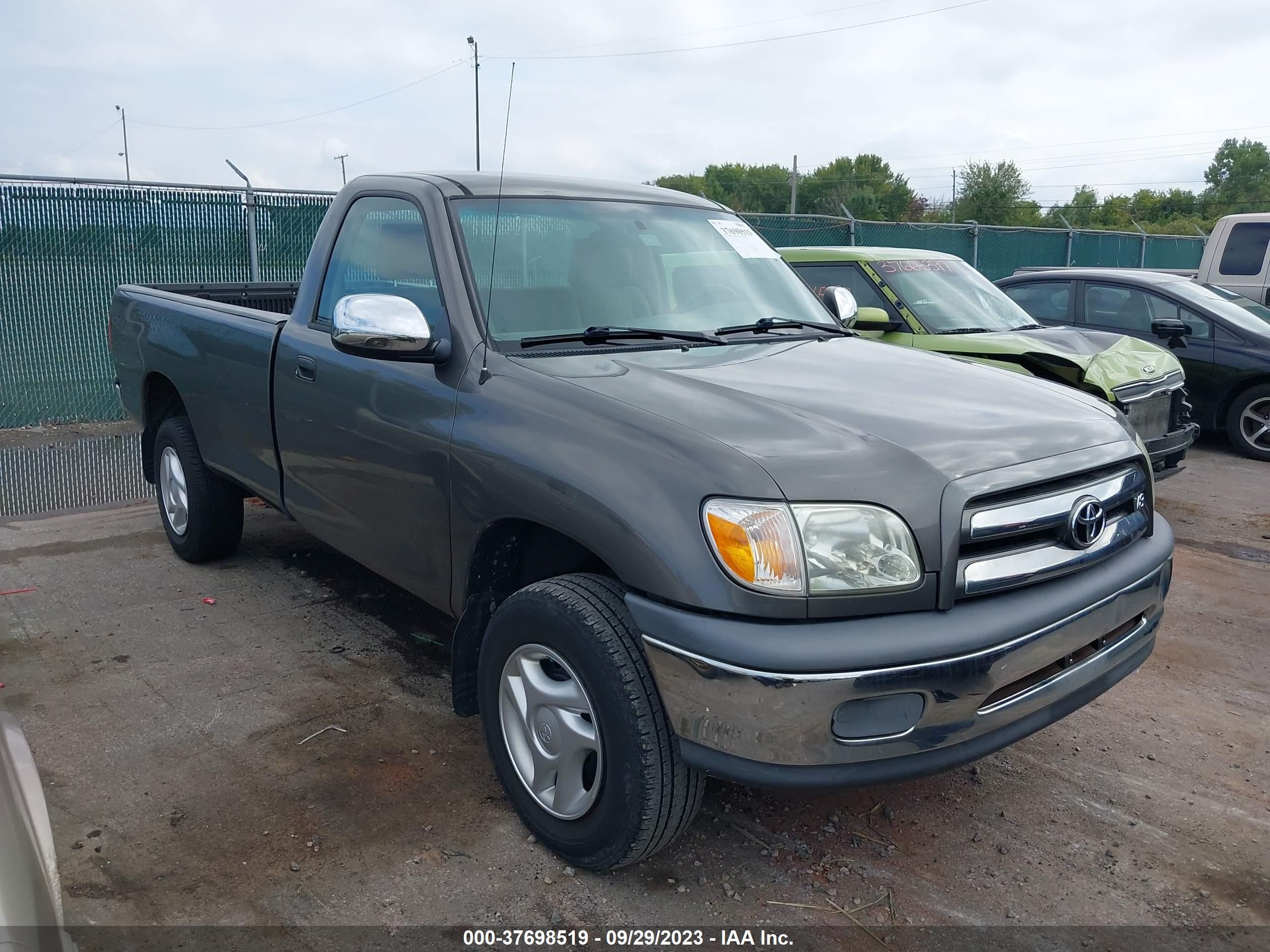 TOYOTA TUNDRA 2005 5tbkt42135s458089