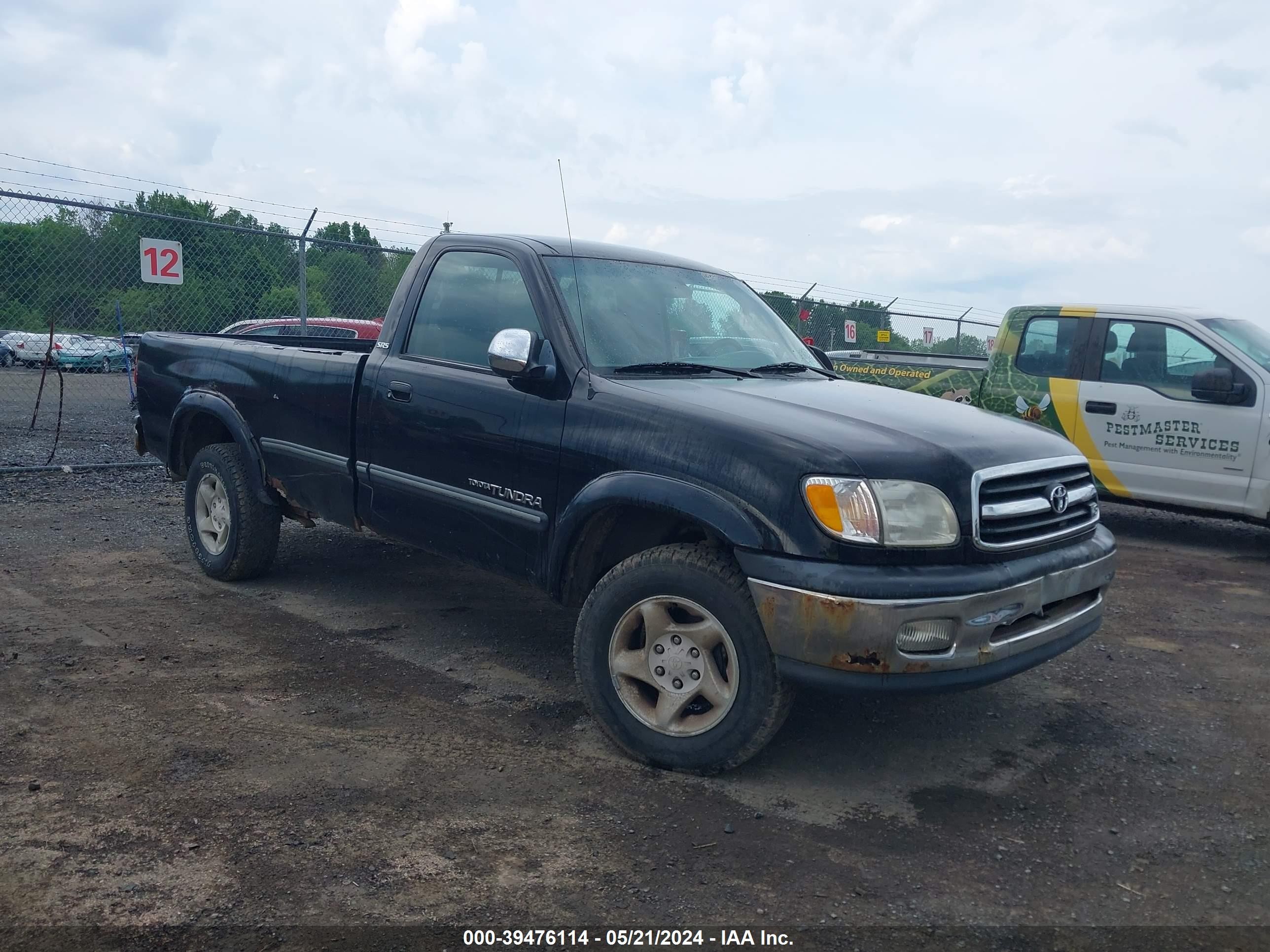 TOYOTA TUNDRA 2000 5tbkt4418ys022436