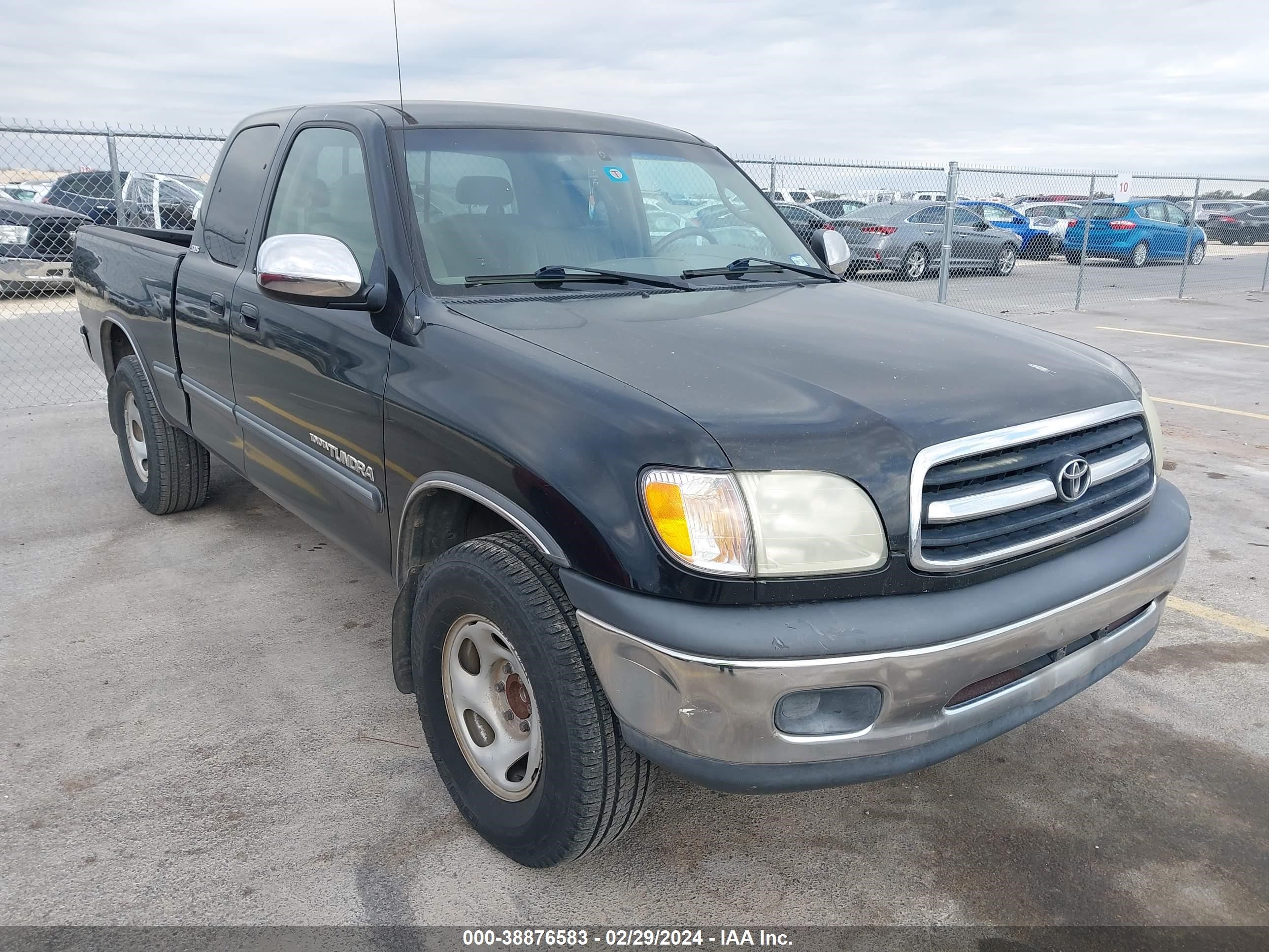 TOYOTA TUNDRA 2002 5tbrn34112s234976