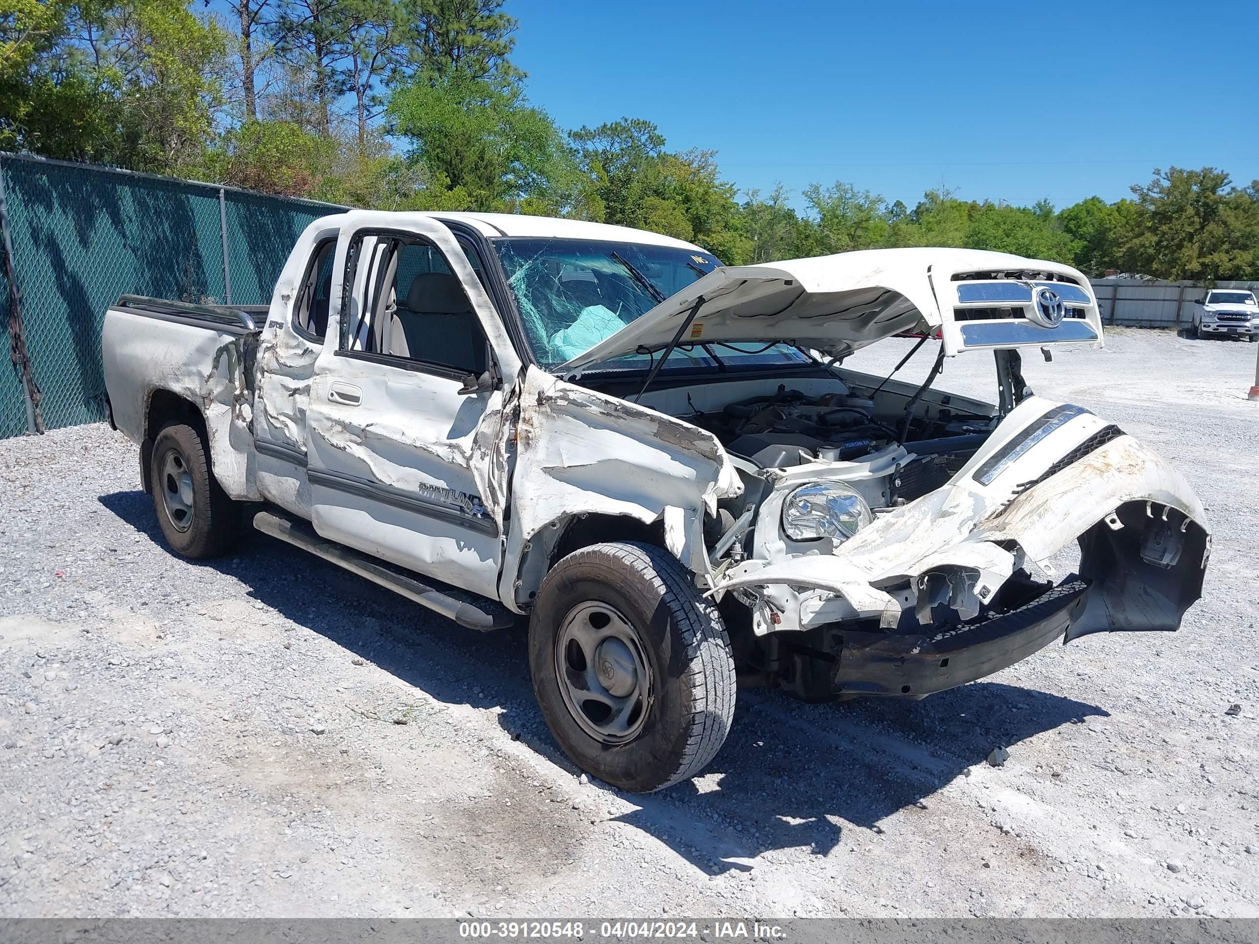 TOYOTA TUNDRA 2003 5tbrn34113s400088