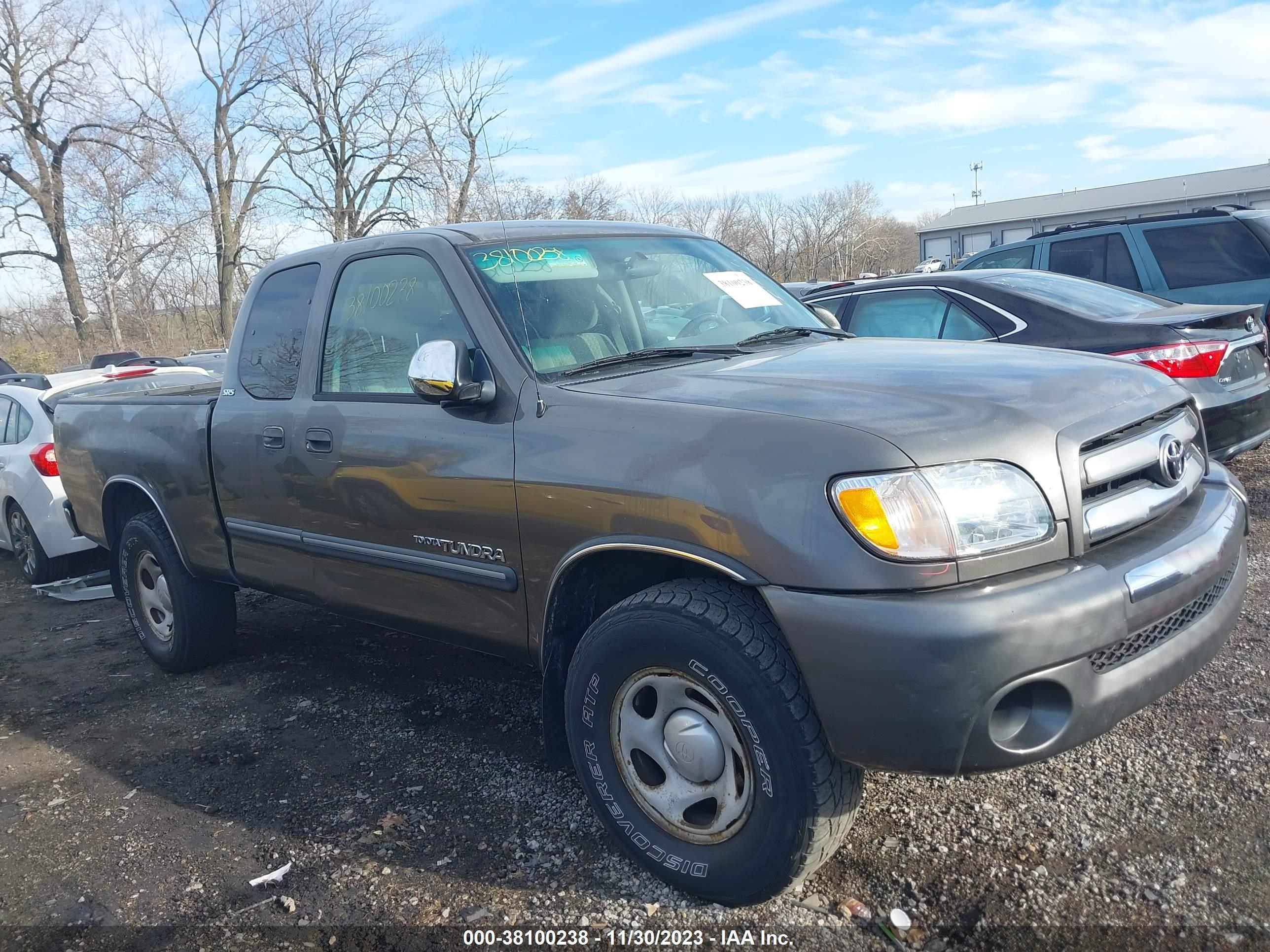 TOYOTA TUNDRA 2003 5tbrn34133s386341