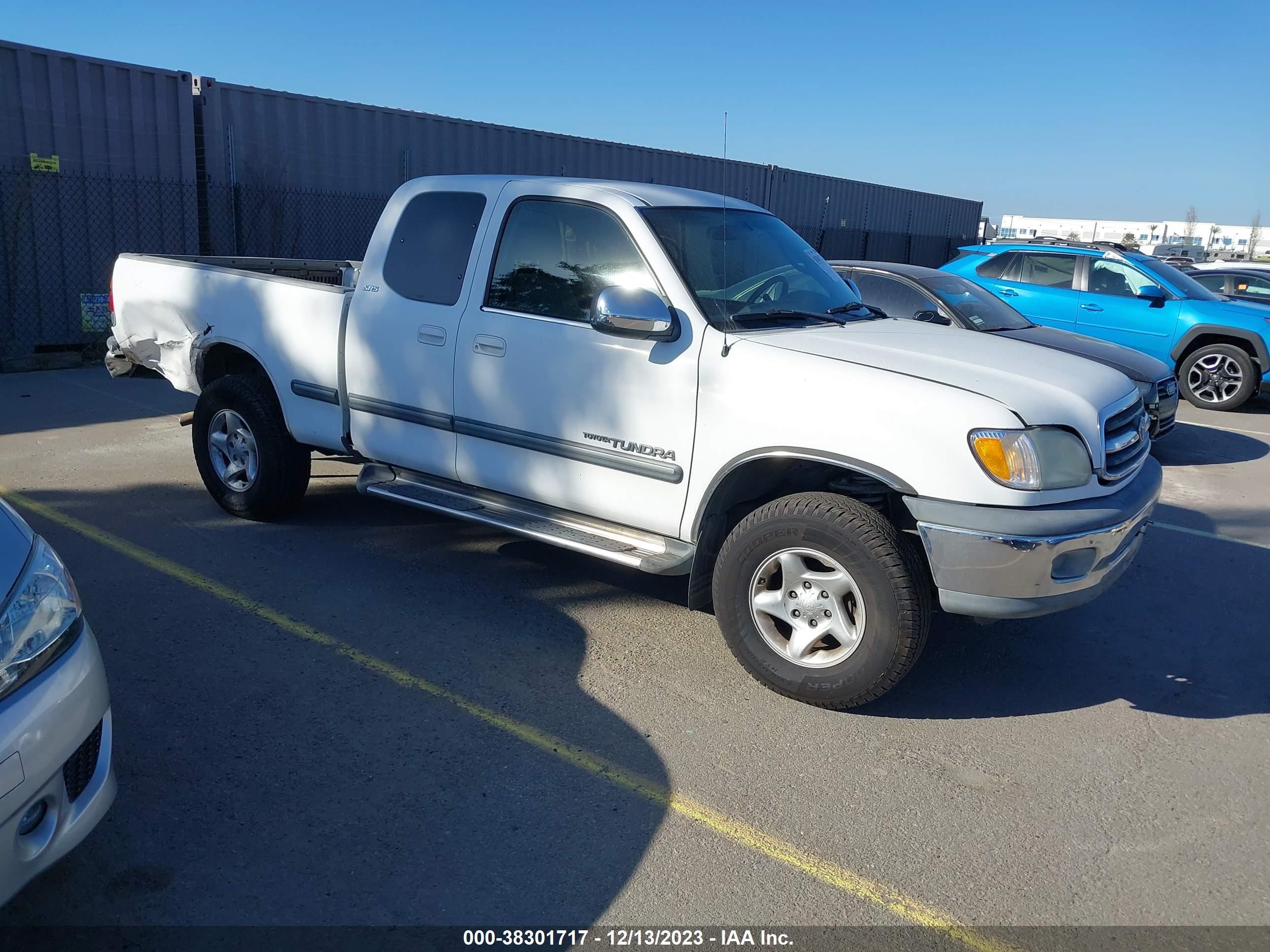 TOYOTA TUNDRA 2002 5tbrn34142s318841