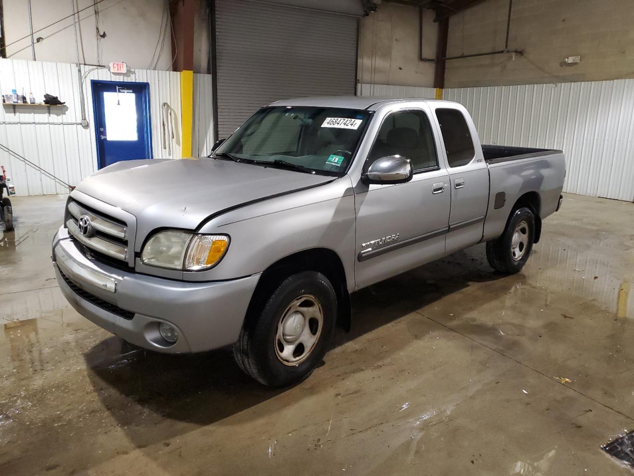 TOYOTA TUNDRA 2004 5tbrn34164s442497