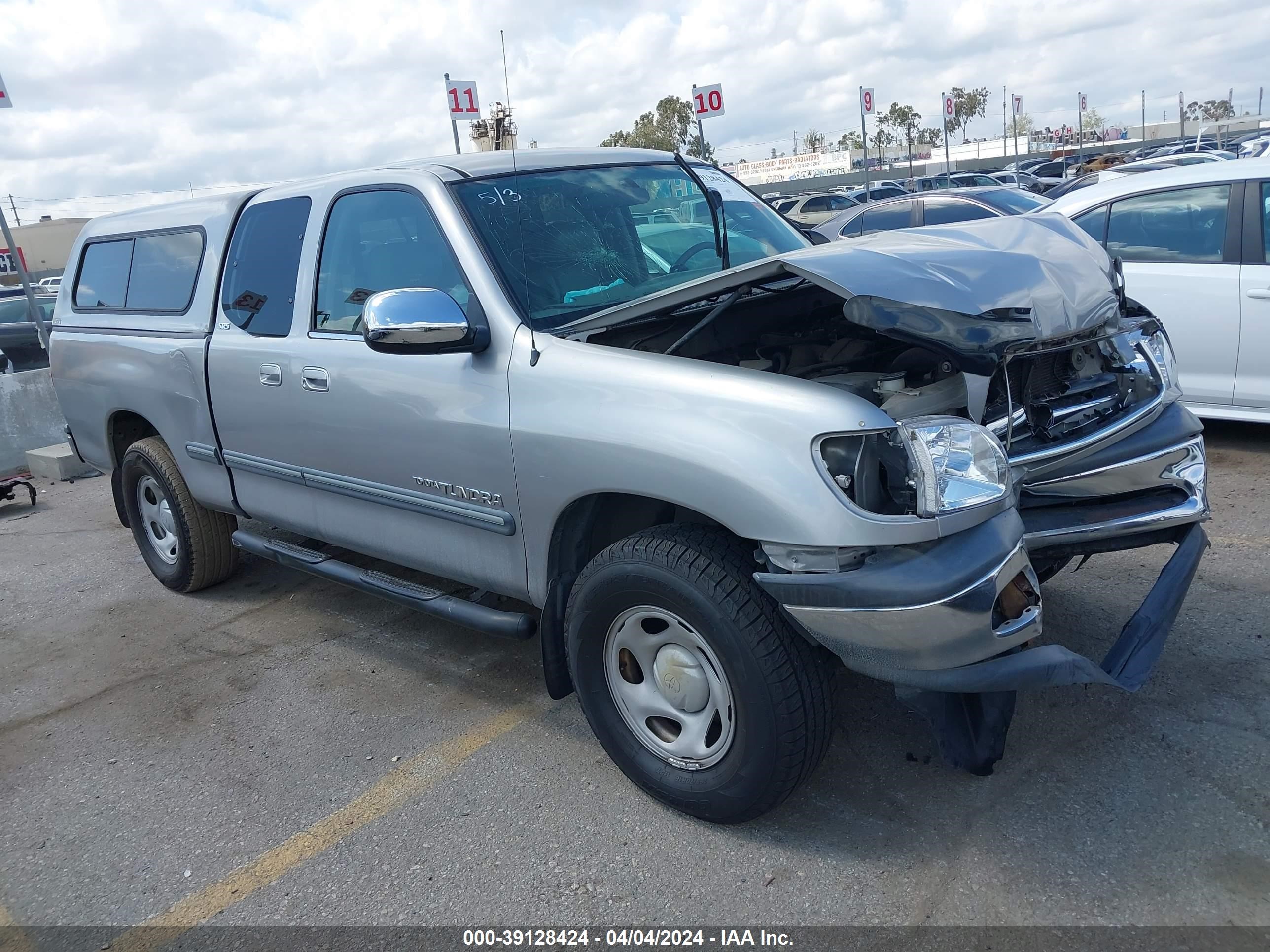 TOYOTA TUNDRA 2002 5tbrn34172s283924