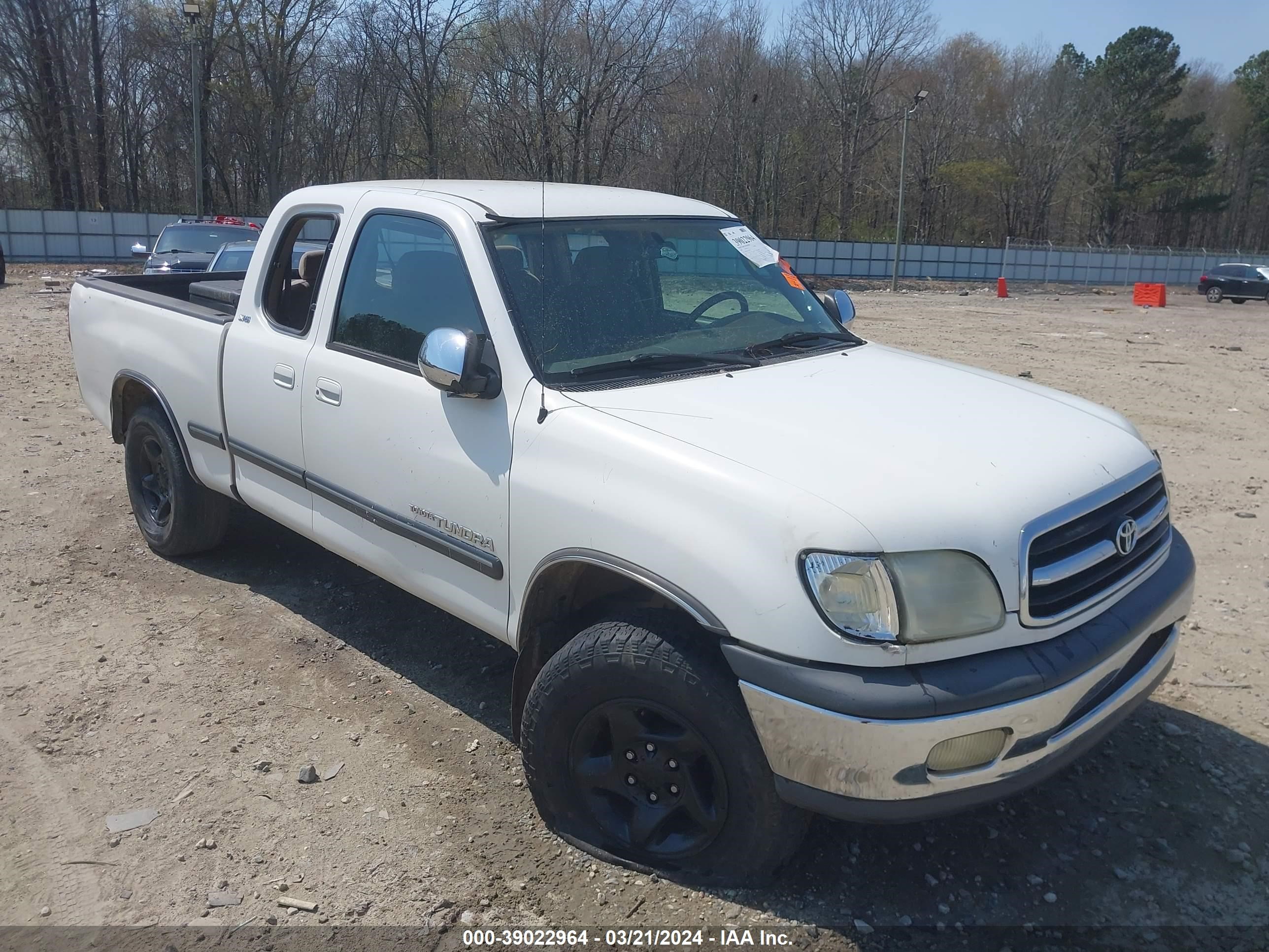 TOYOTA TUNDRA 2002 5tbrn341x2s231607