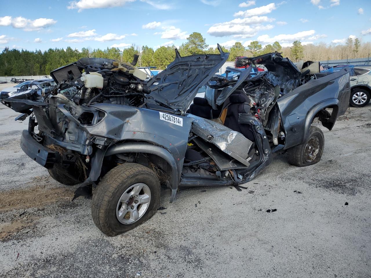 TOYOTA TUNDRA 2005 5tbrt34105s458640