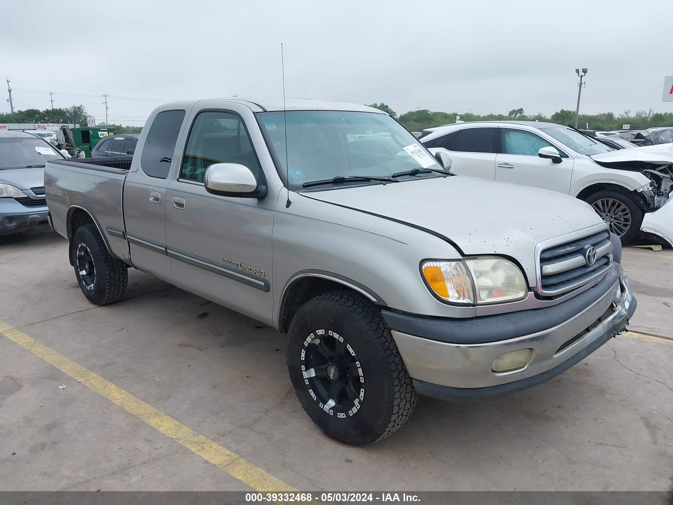 TOYOTA TUNDRA 2002 5tbrt34112s268311