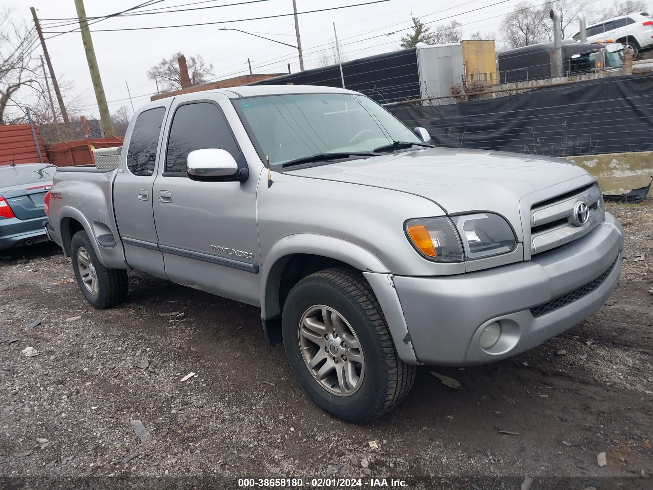 TOYOTA TUNDRA 2003 5tbrt341132427832