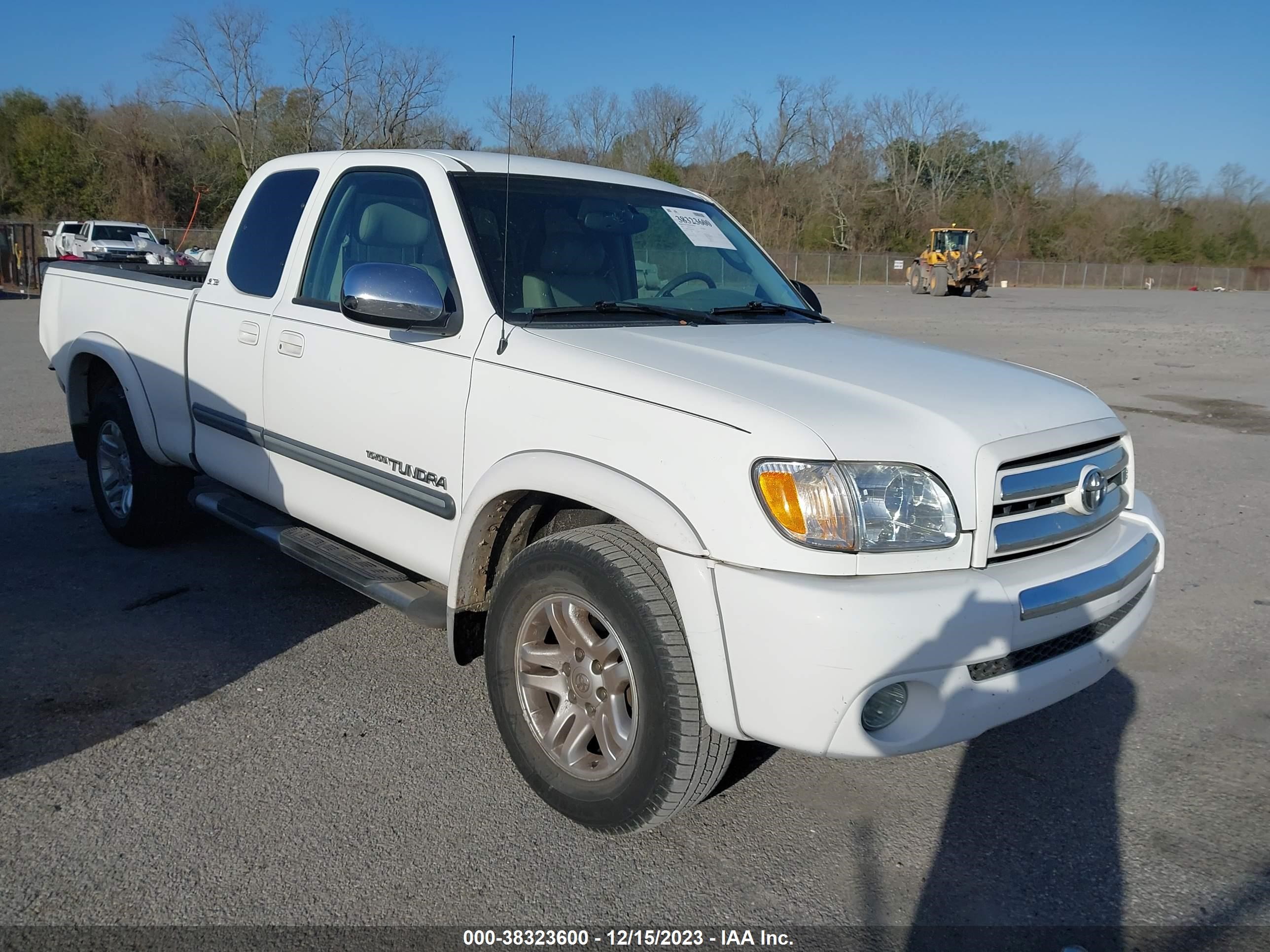 TOYOTA TUNDRA 2004 5tbrt34114s446401