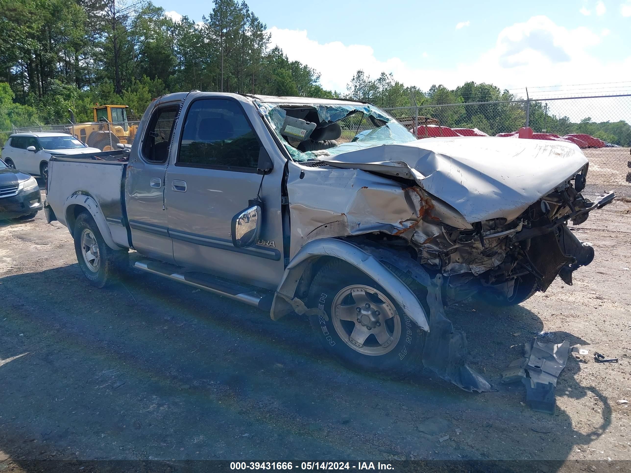 TOYOTA TUNDRA 2004 5tbrt34114s451842