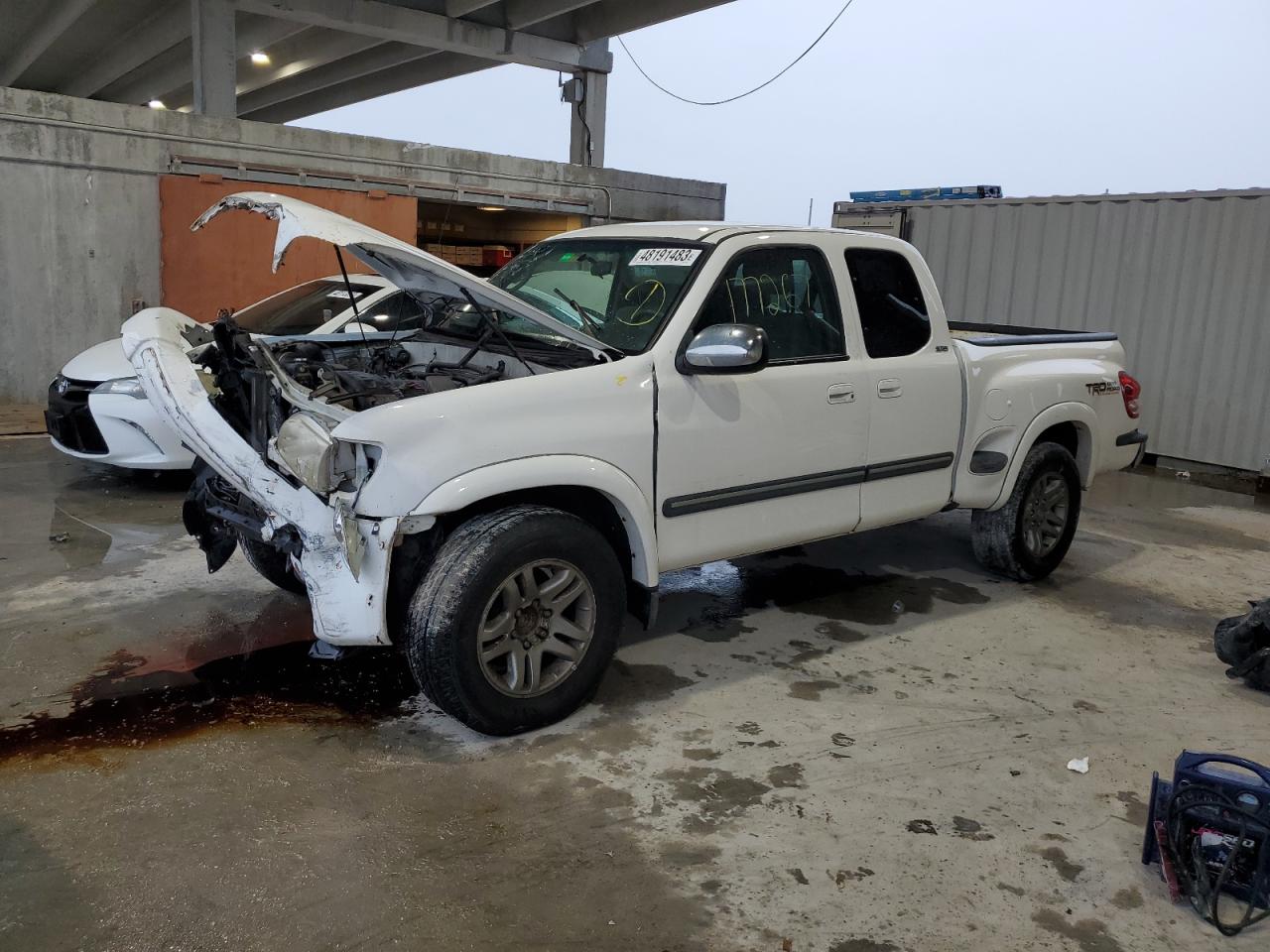 TOYOTA TUNDRA 2005 5tbrt34125s471860