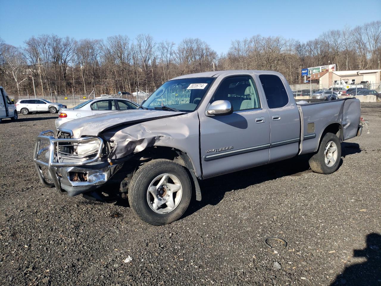 TOYOTA TUNDRA 2000 5tbrt3412ys090563