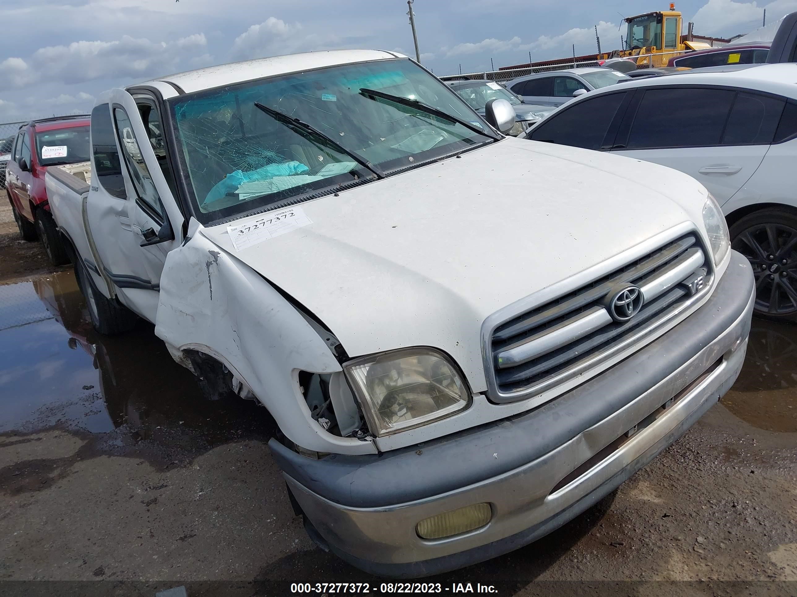 TOYOTA TUNDRA 2002 5tbrt34132s308792