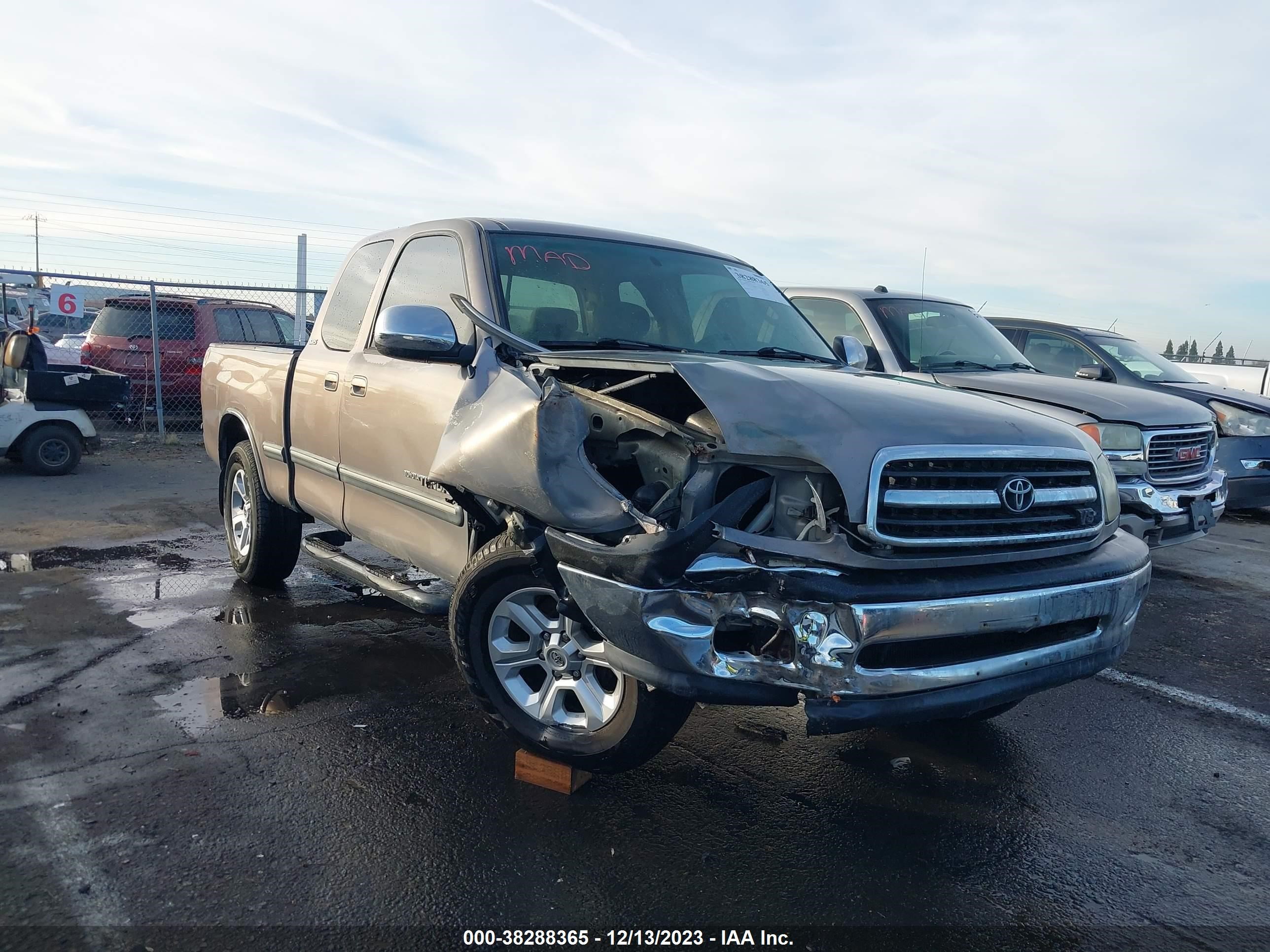 TOYOTA TUNDRA 2002 5tbrt34142s316237