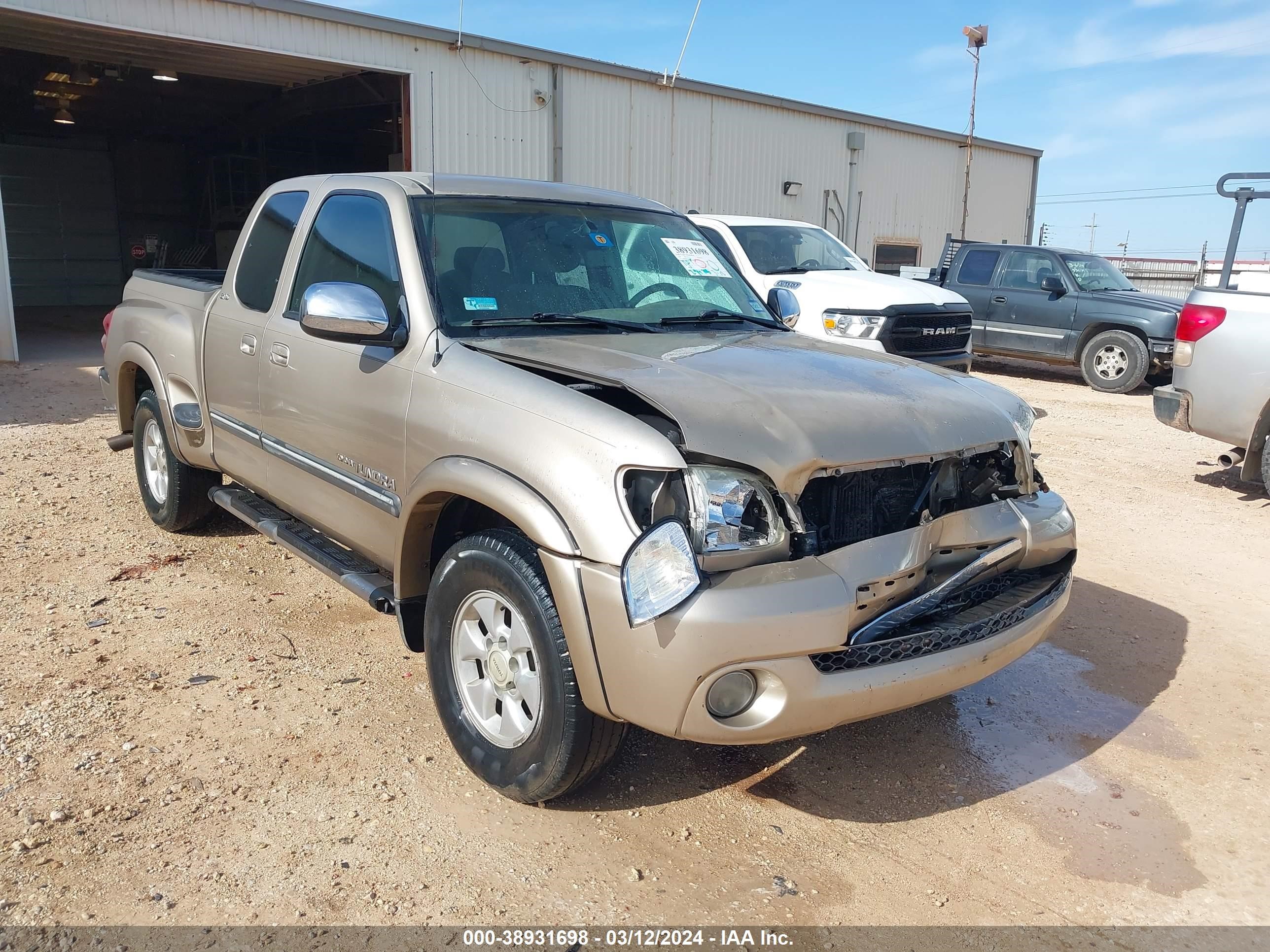 TOYOTA TUNDRA 2004 5tbrt34154s447499