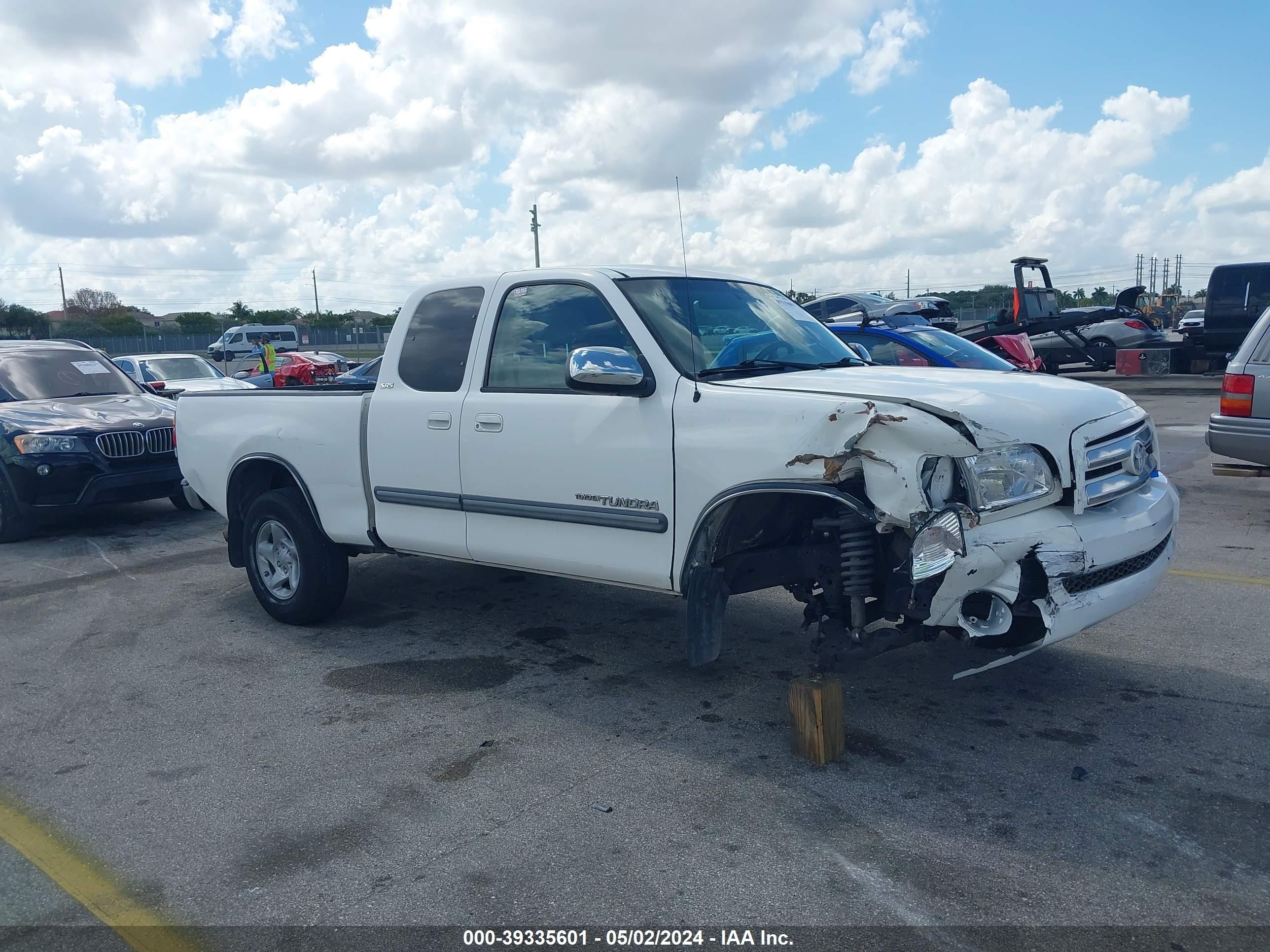 TOYOTA TUNDRA 2003 5tbrt34183s424488