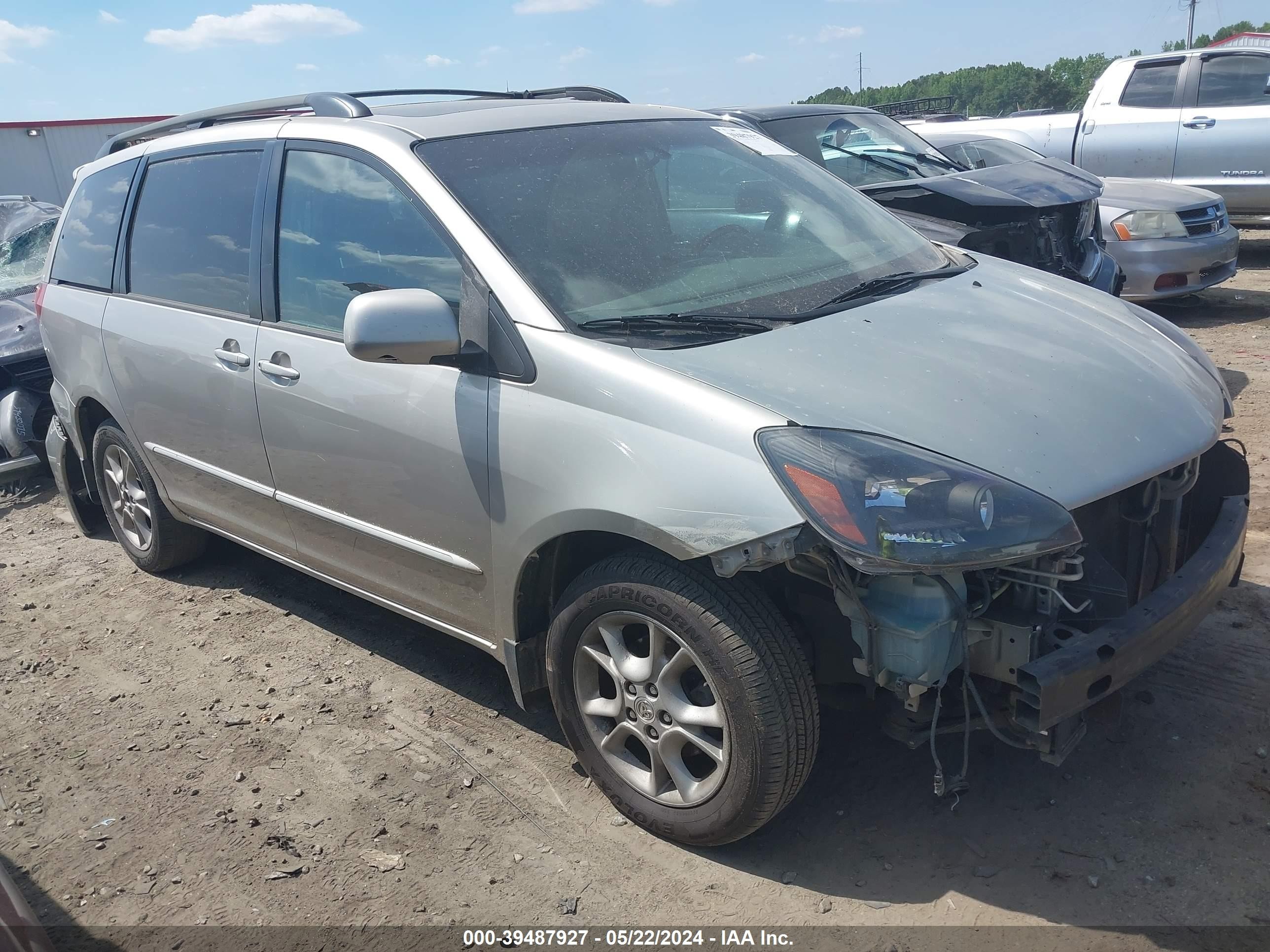 TOYOTA SIENNA 2005 5tdba22c05s041404