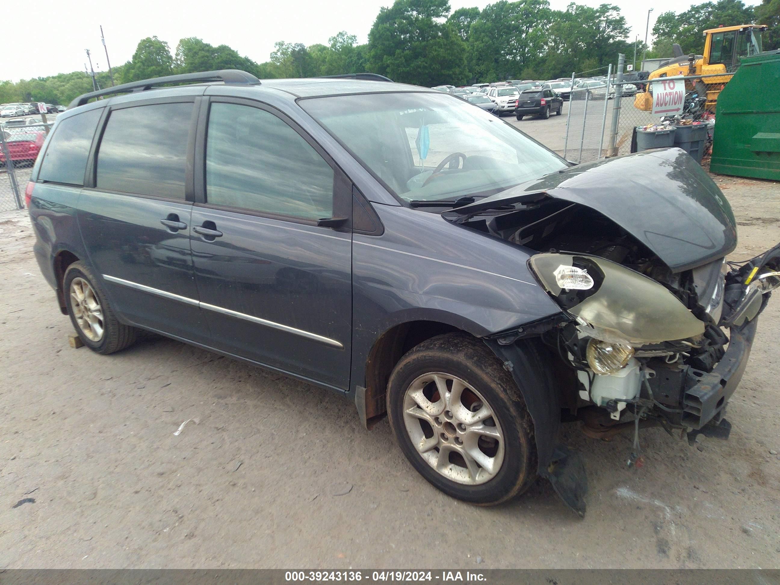 TOYOTA SIENNA 2006 5tdba22c06s073349