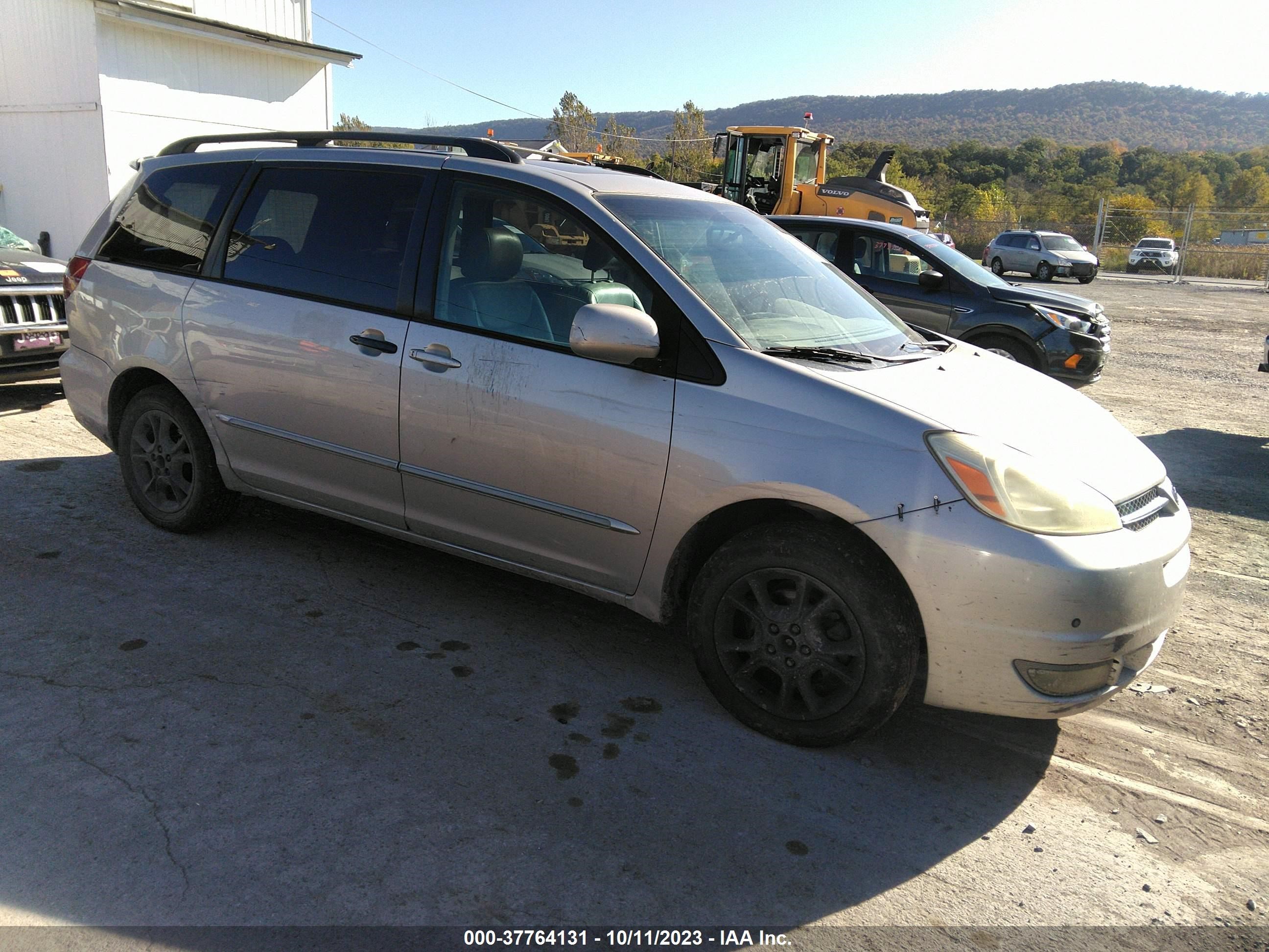 TOYOTA SIENNA 2004 5tdba22c14s018812