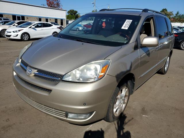 TOYOTA SIENNA XLE 2004 5tdba22c14s019555