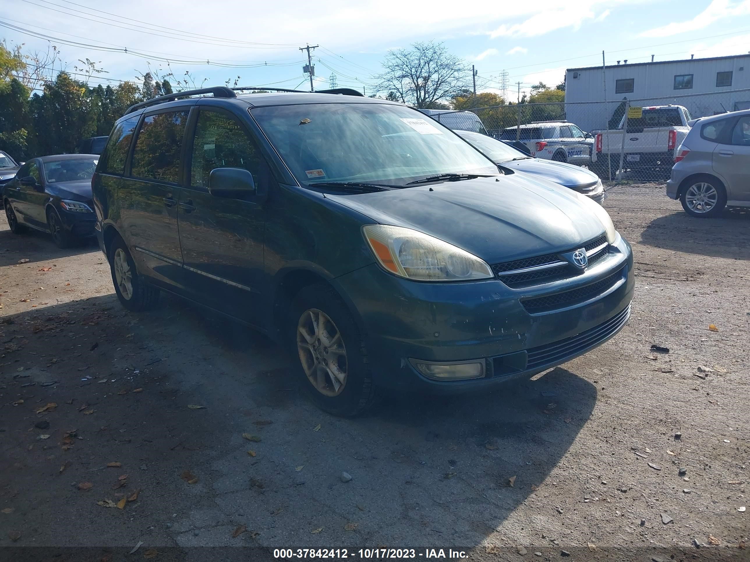 TOYOTA SIENNA 2004 5tdba22c34s021811