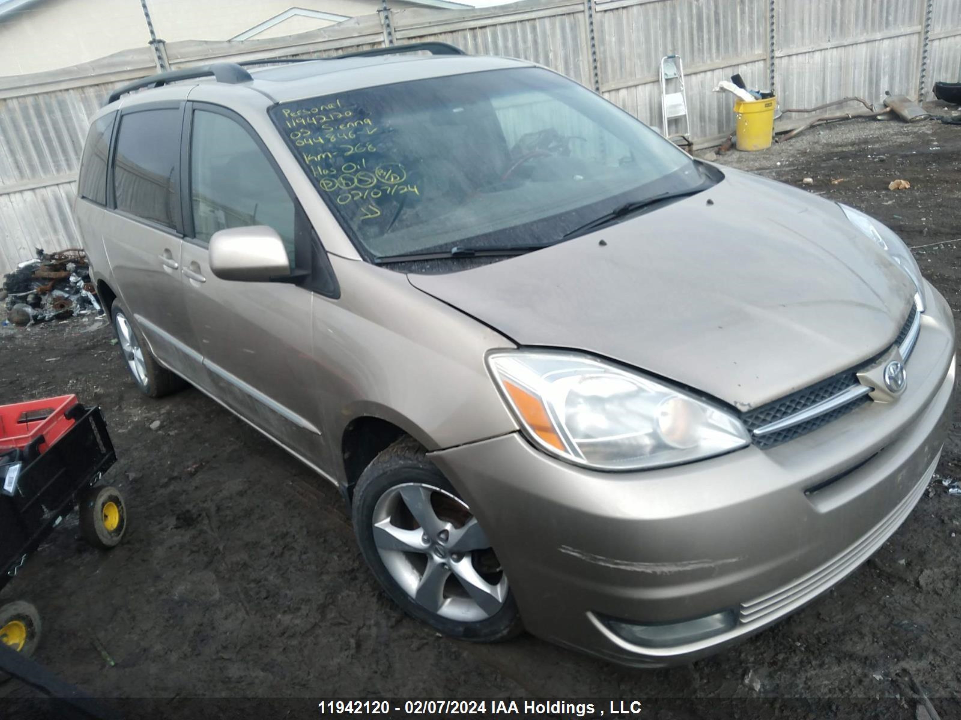 TOYOTA SIENNA 2005 5tdba22c35s044846