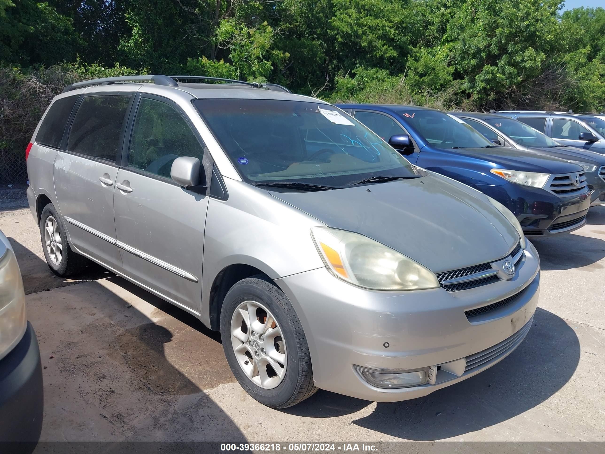 TOYOTA SIENNA 2004 5tdba22c44s006265