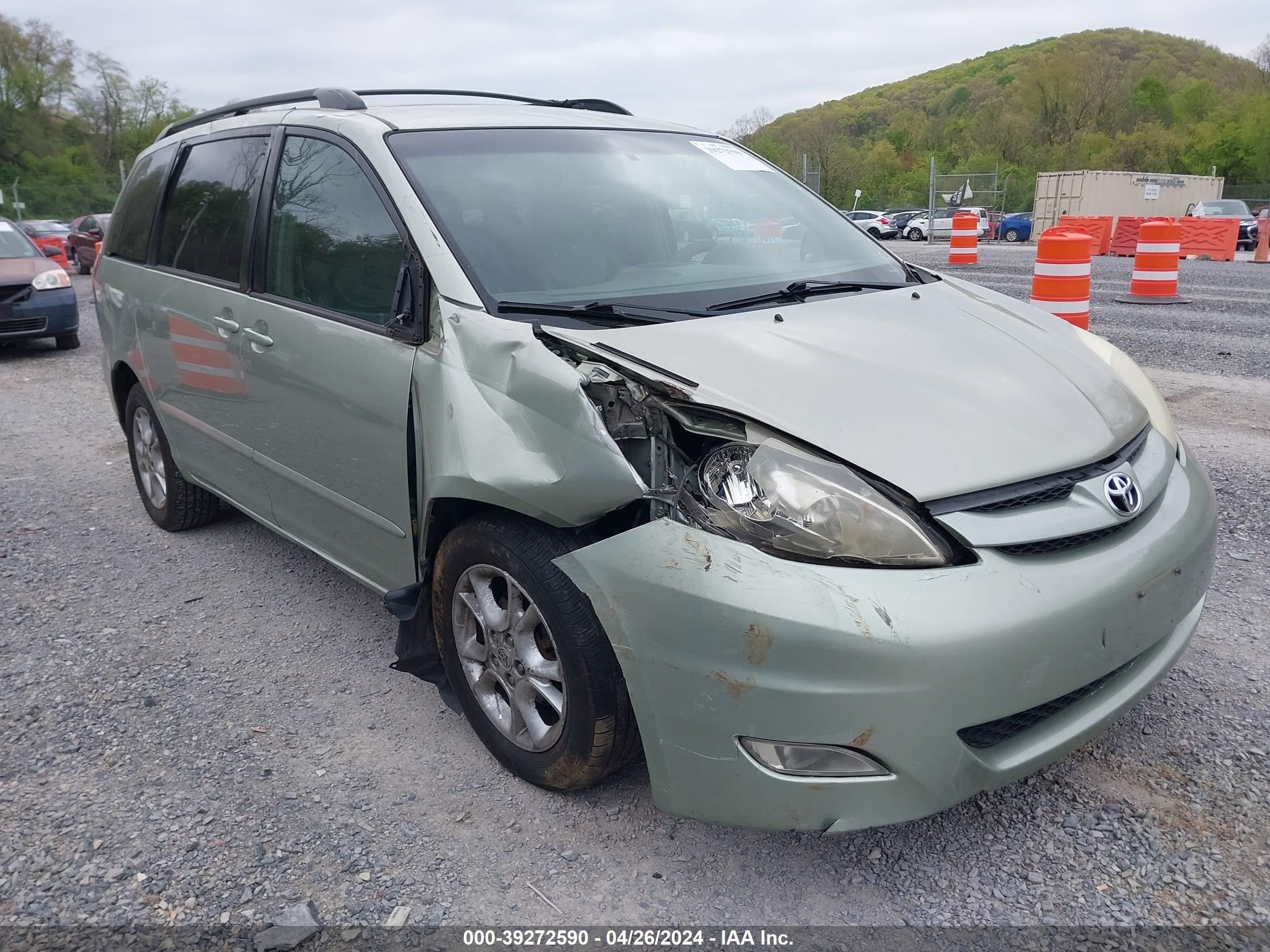 TOYOTA SIENNA 2006 5tdba22c46s056280