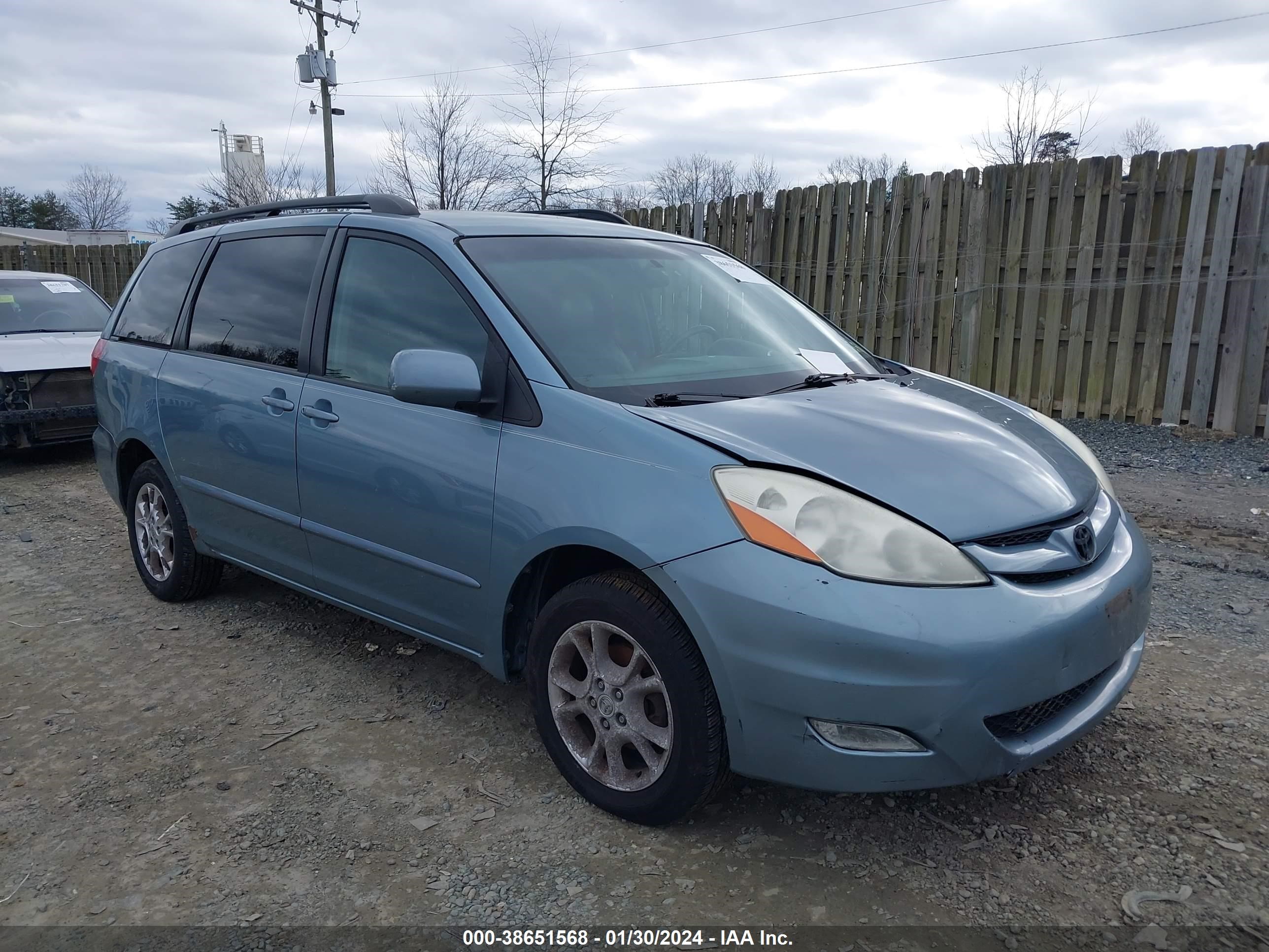 TOYOTA SIENNA 2006 5tdba22c46s063472