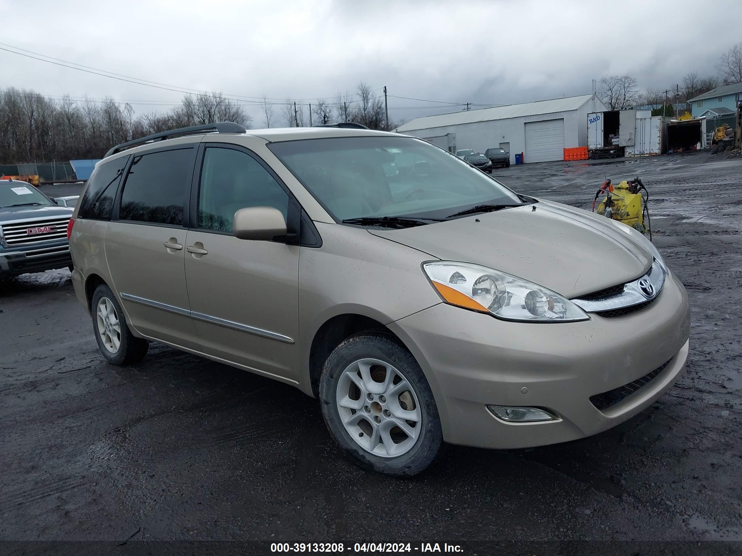 TOYOTA SIENNA 2006 5tdba22c46s074925