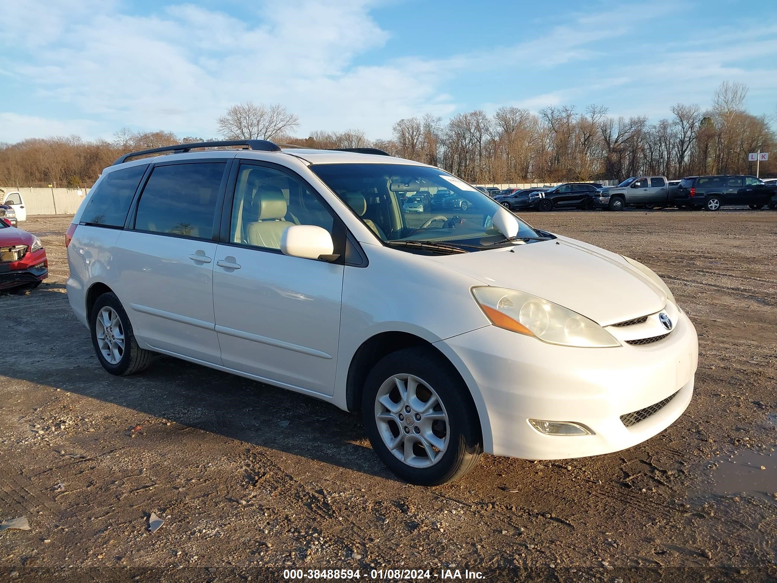 TOYOTA SIENNA 2006 5tdba22c66s073047