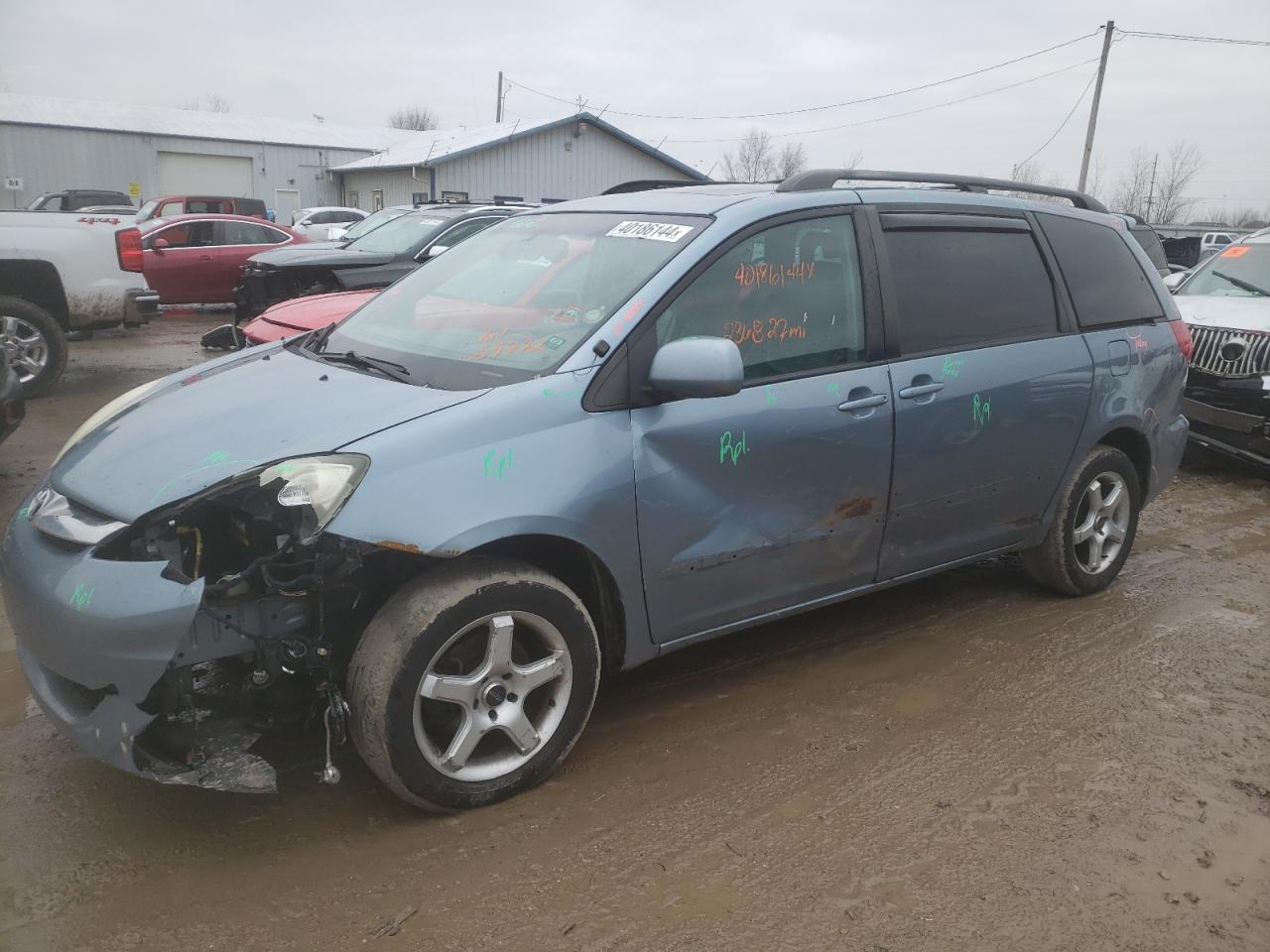 TOYOTA SIENNA 2006 5tdba22c76s059772