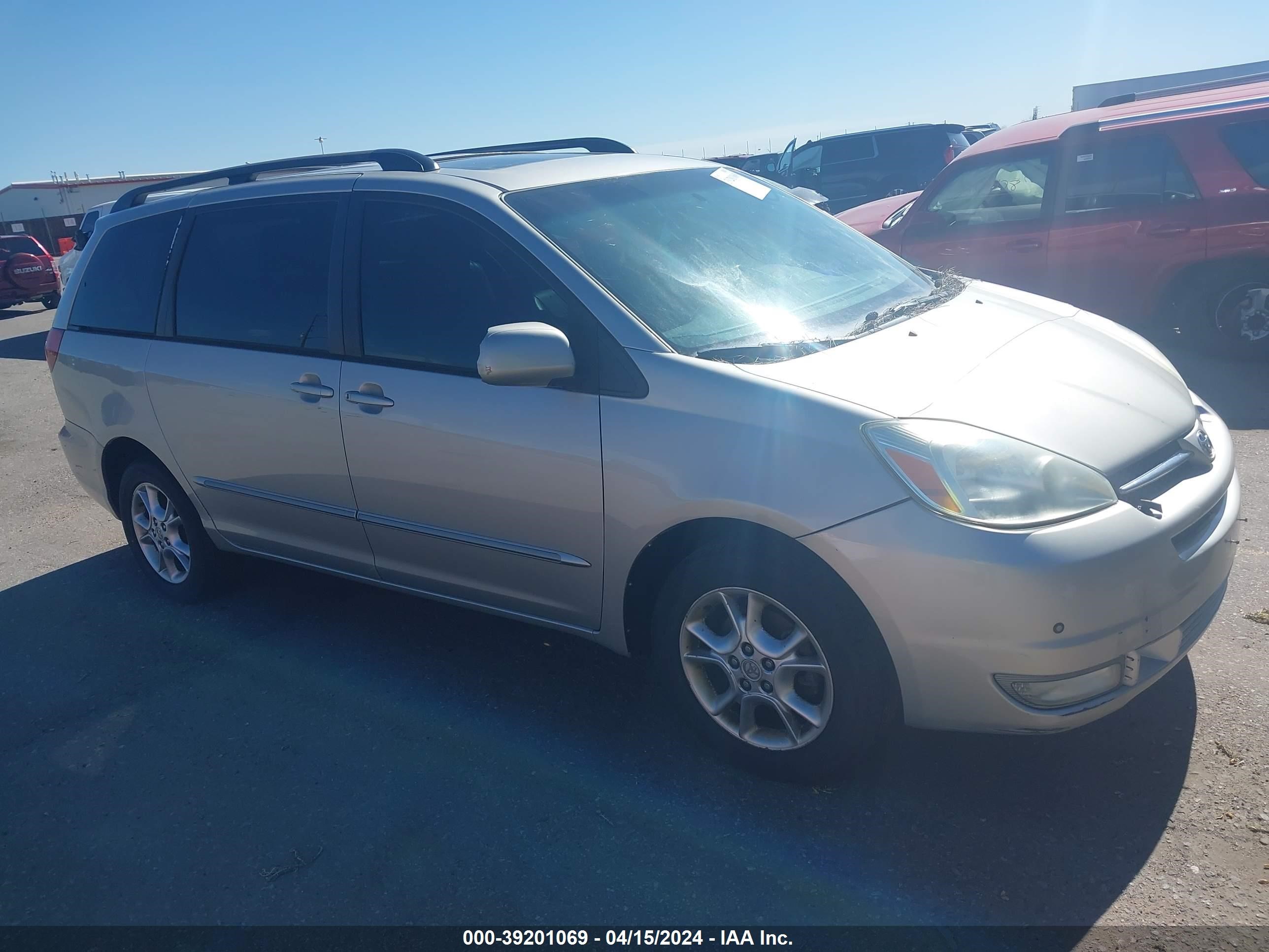 TOYOTA SIENNA 2004 5tdba22c94s012711