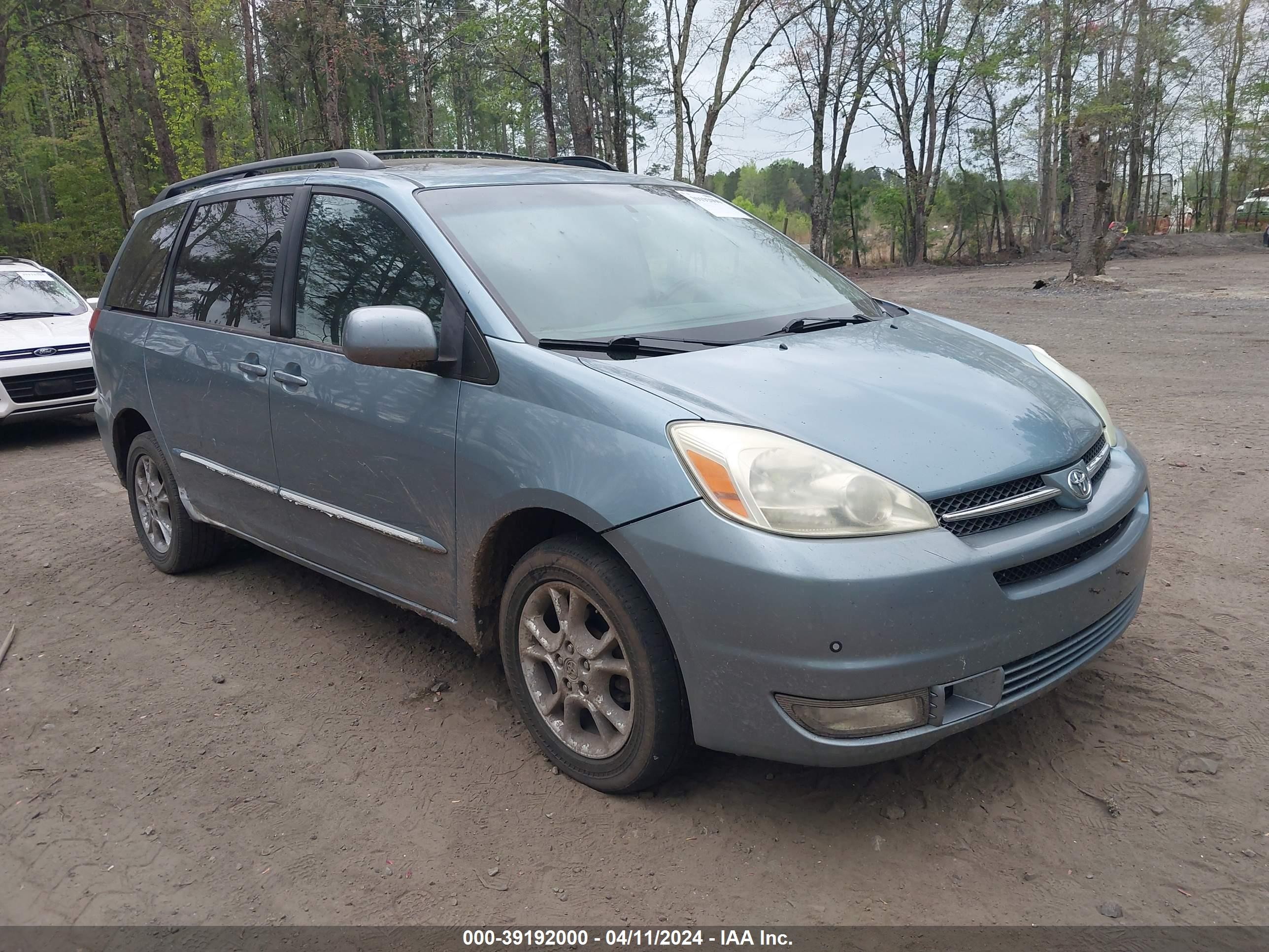 TOYOTA SIENNA 2004 5tdba22c94s022445