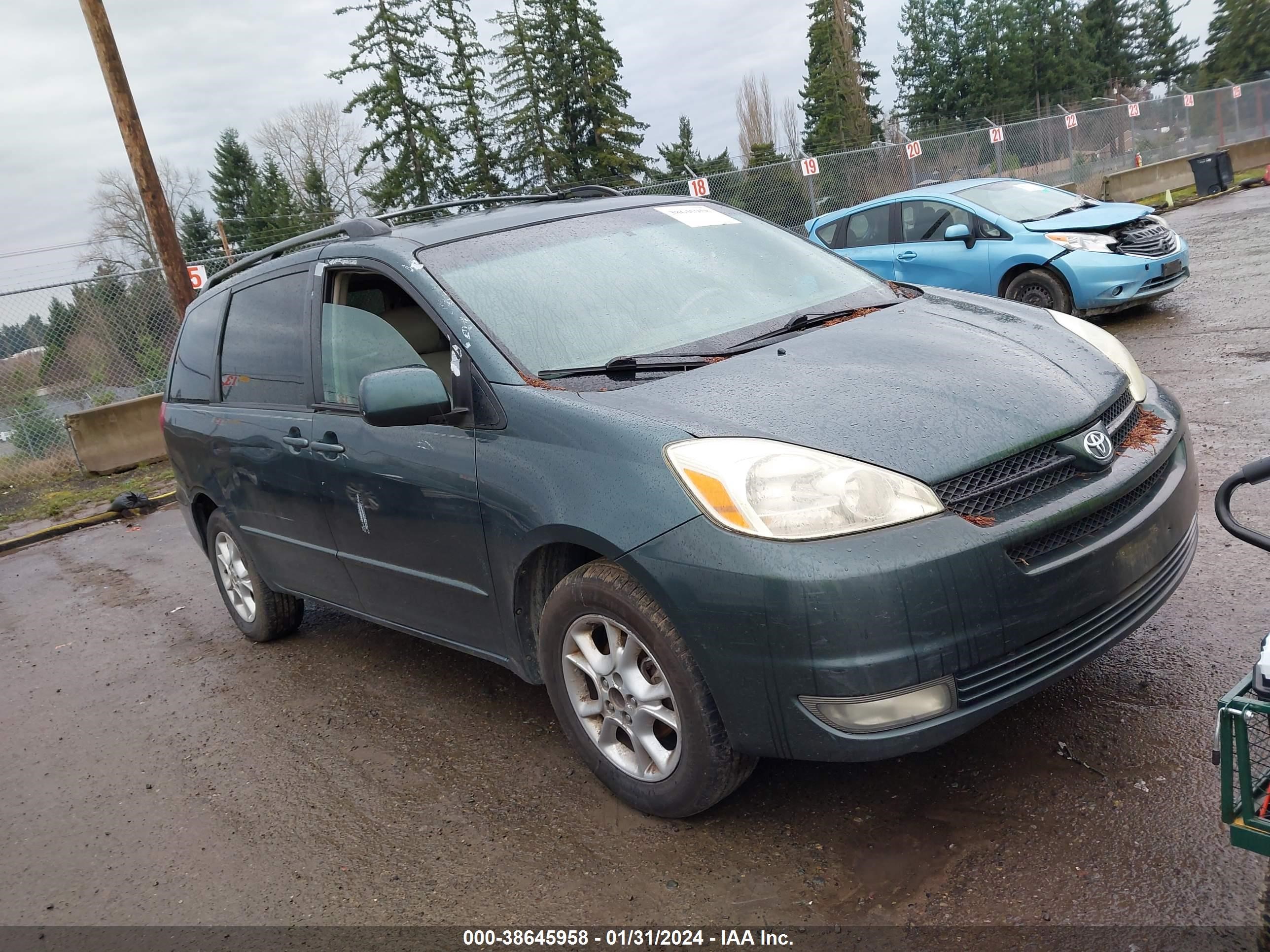 TOYOTA SIENNA 2005 5tdba22c95s054300