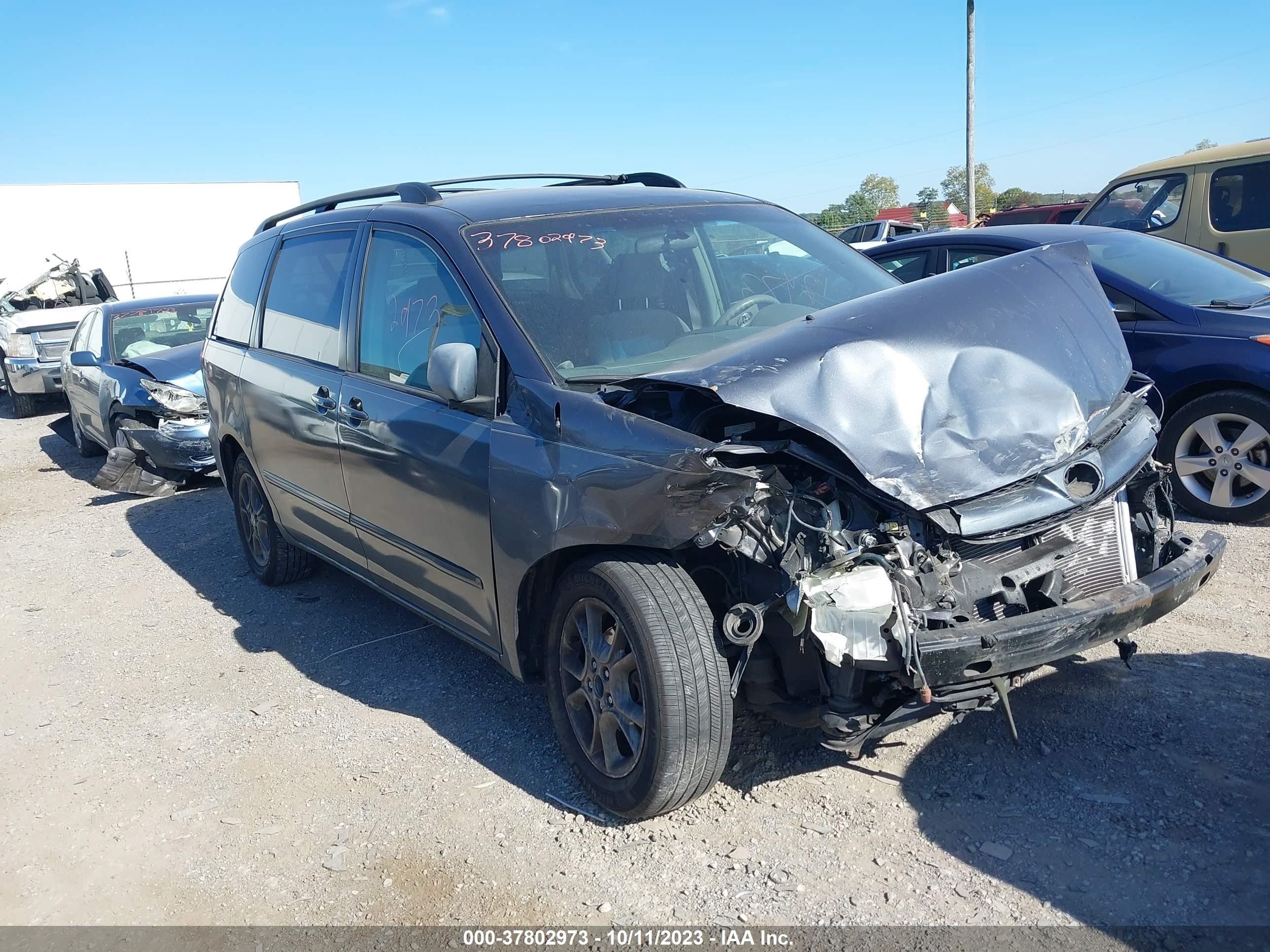 TOYOTA SIENNA 2006 5tdba23c26s070385