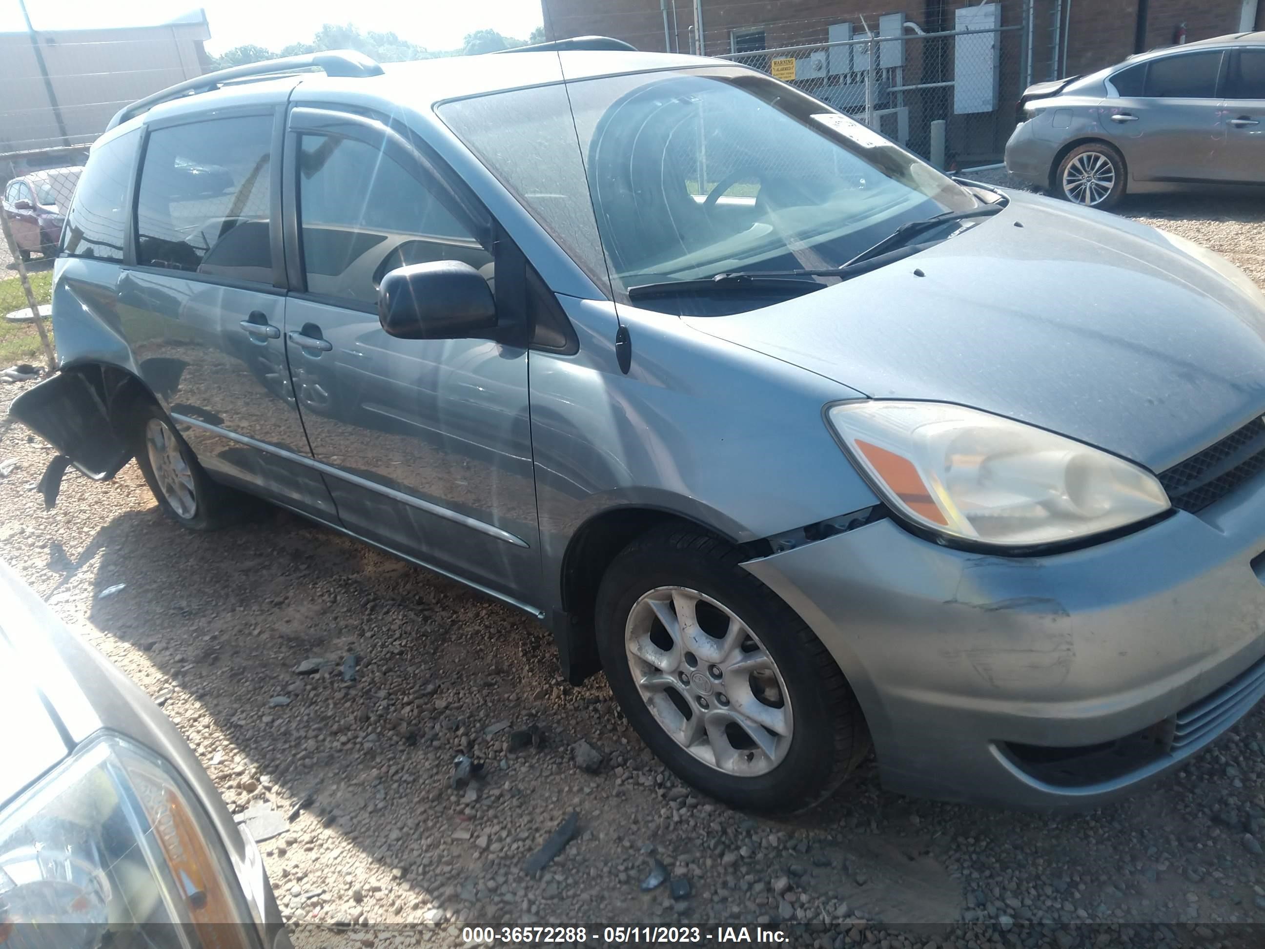 TOYOTA SIENNA 2005 5tdba23c45s038195