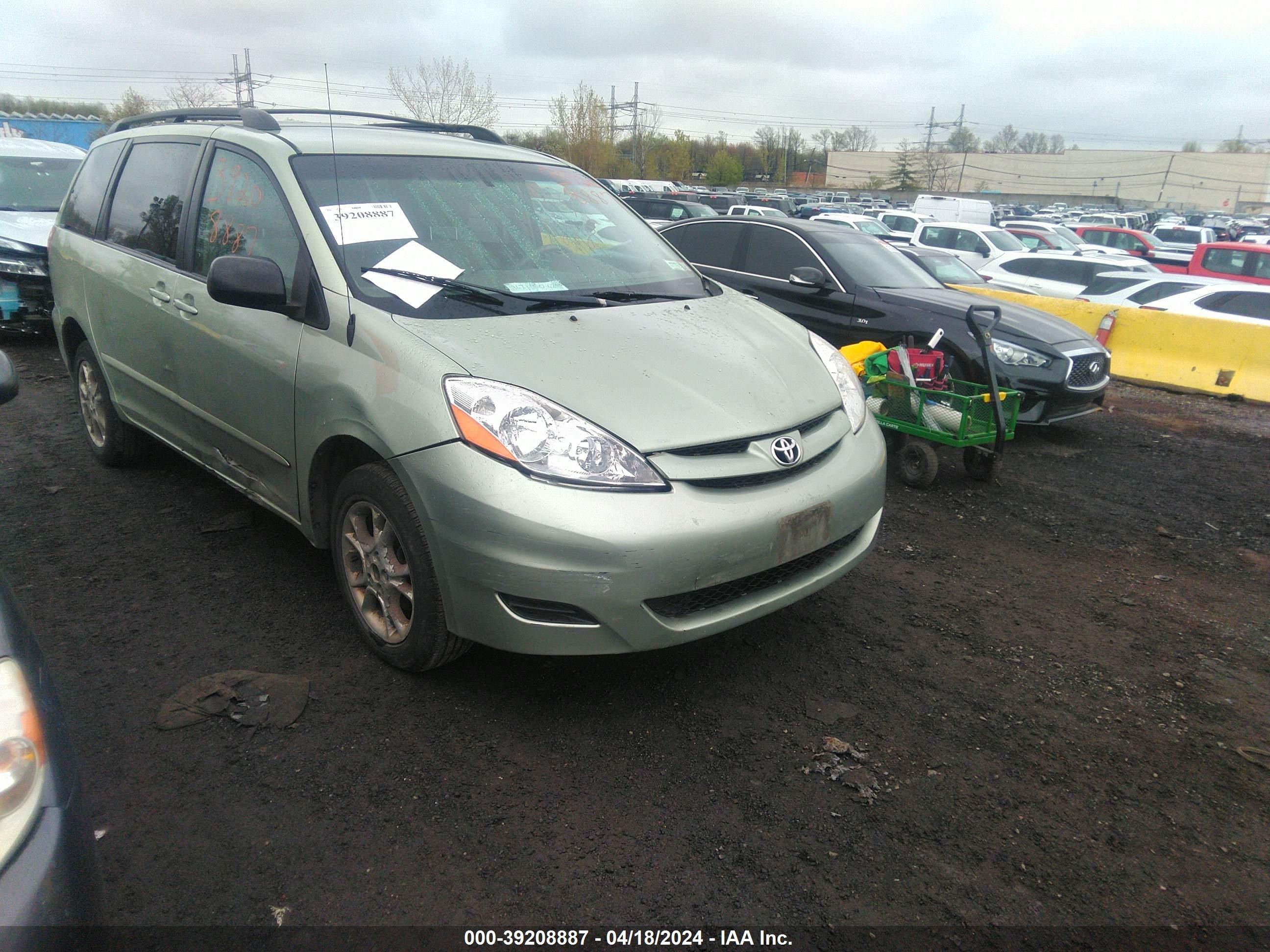 TOYOTA SIENNA 2006 5tdba23c56s072521