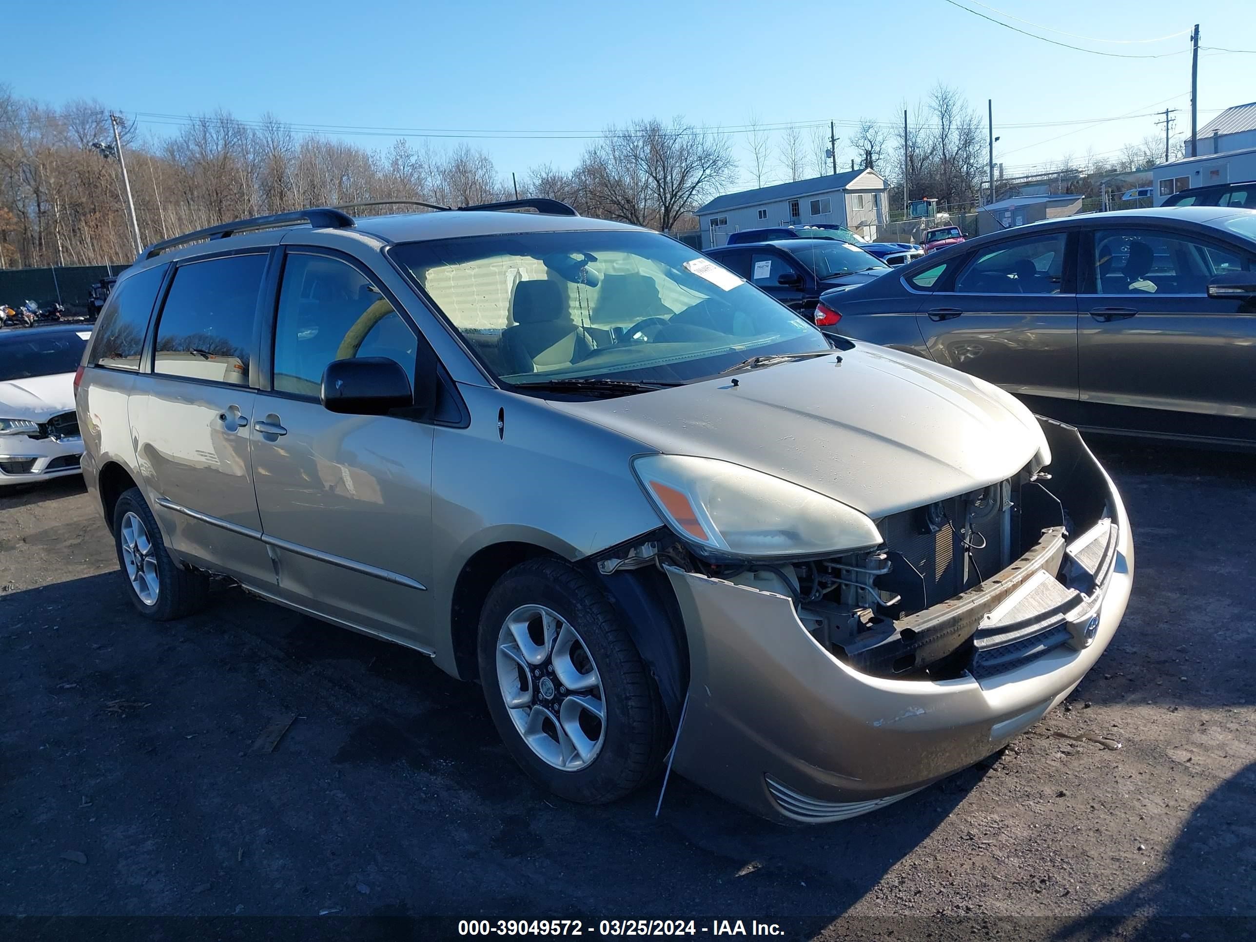 TOYOTA SIENNA 2005 5tdba23c65s046170