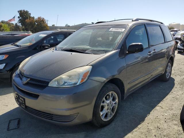 TOYOTA SIENNA LE 2005 5tdba23c75s029409