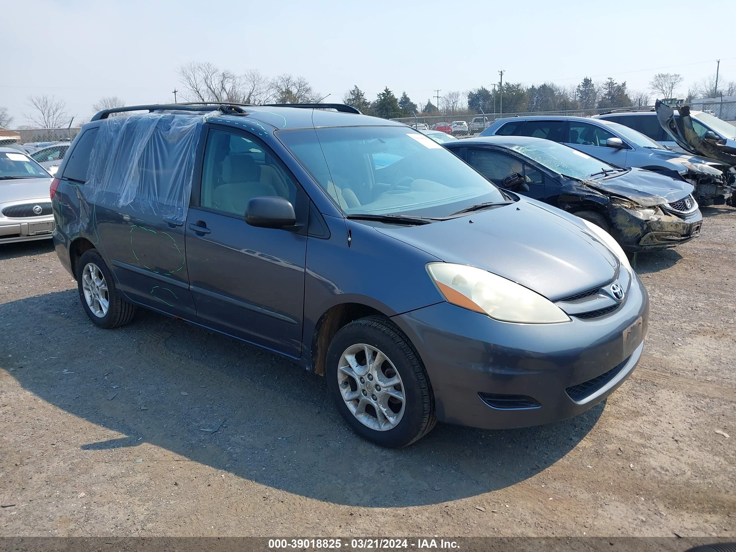 TOYOTA SIENNA 2006 5tdba23c86s070133