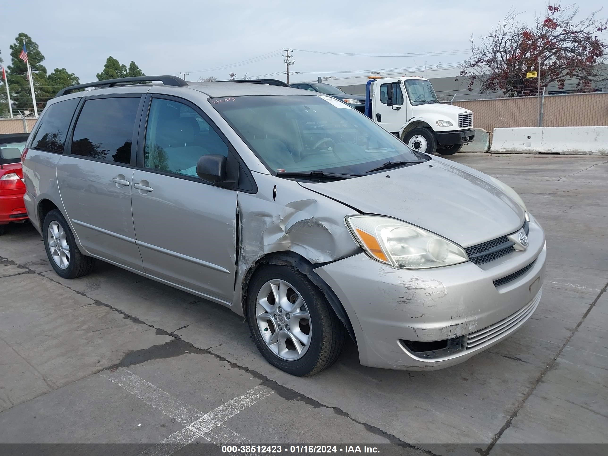 TOYOTA SIENNA 2004 5tdba23cx4s019343