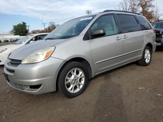 TOYOTA SIENNA LE 2005 5tdba23cx5s034071