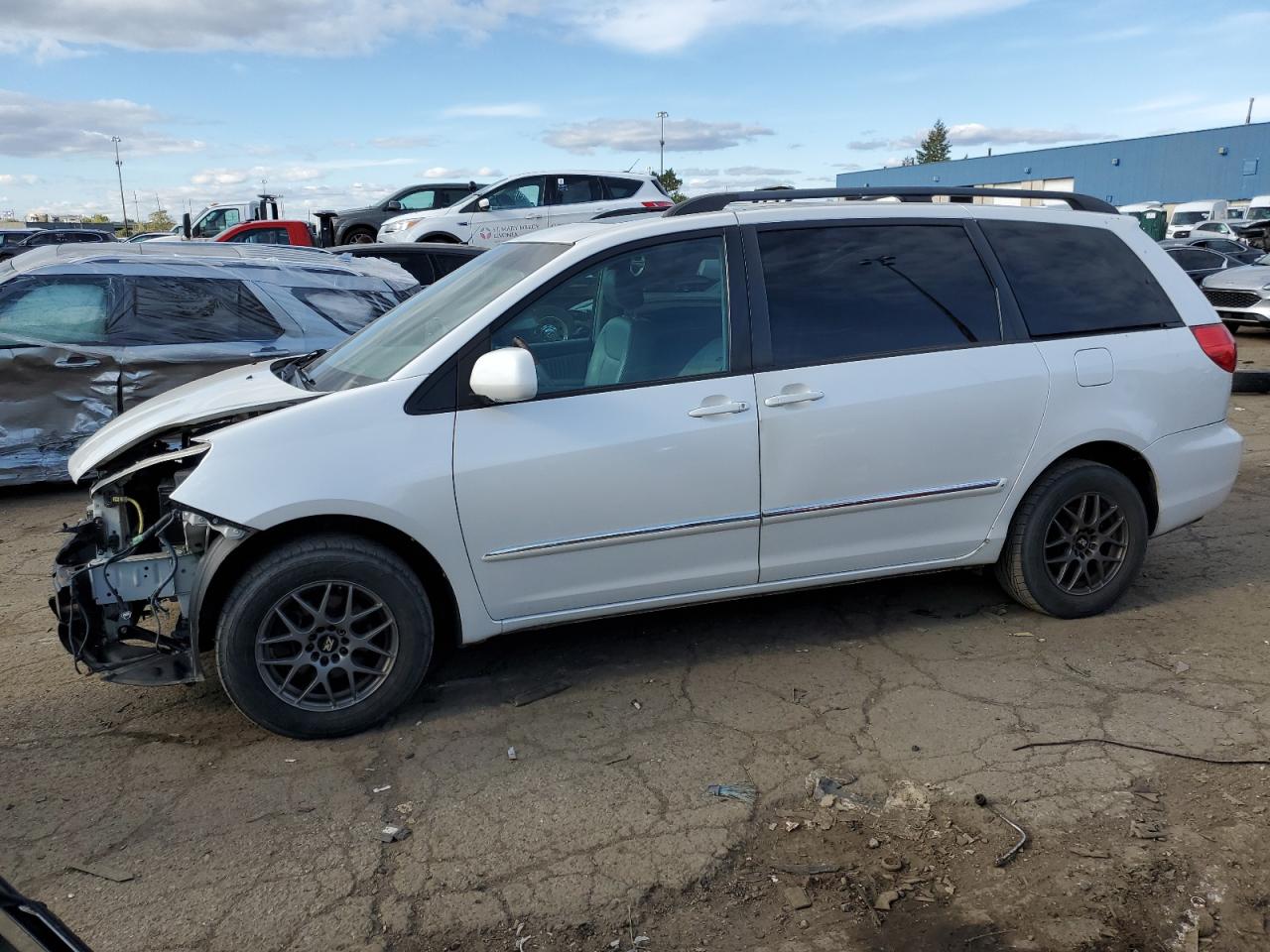 TOYOTA SIENNA 2008 5tdbk22c28s011807