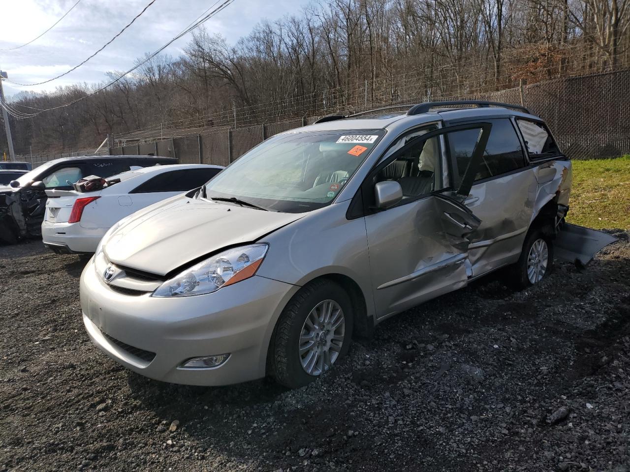 TOYOTA SIENNA 2008 5tdbk22c28s012567