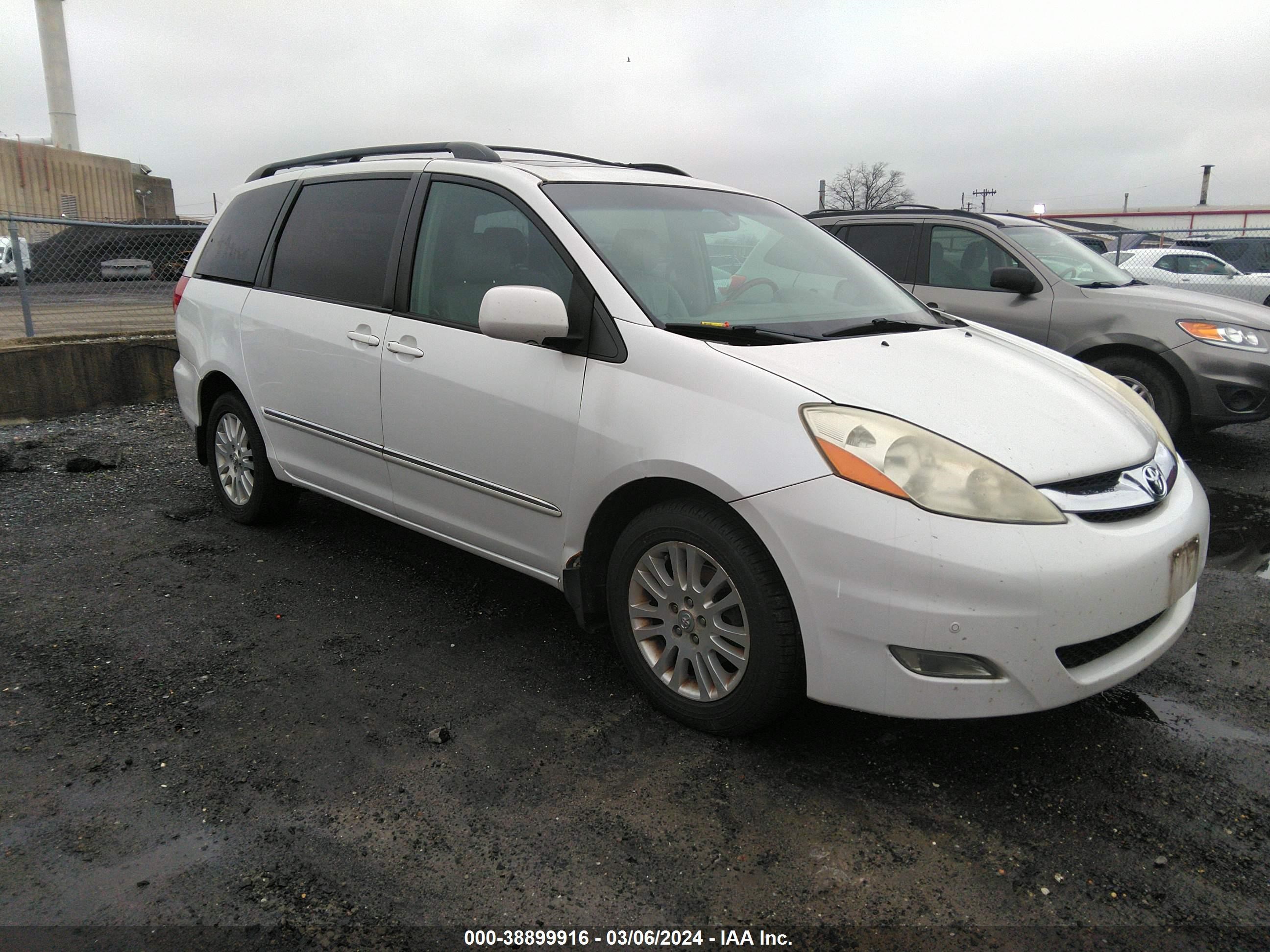 TOYOTA SIENNA 2008 5tdbk22c68s011373