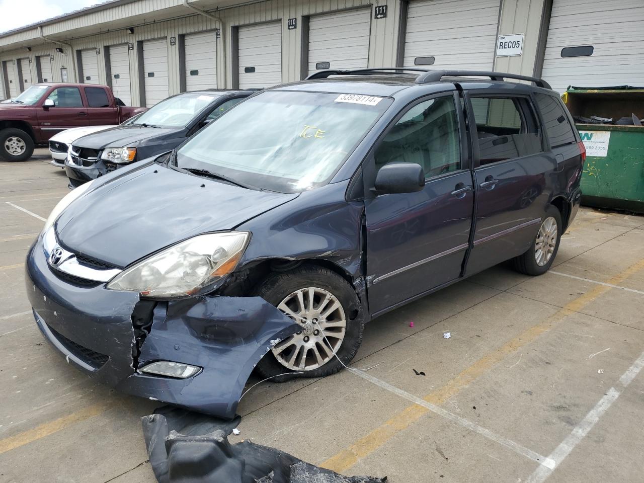 TOYOTA SIENNA 2008 5tdbk22cx8s019928