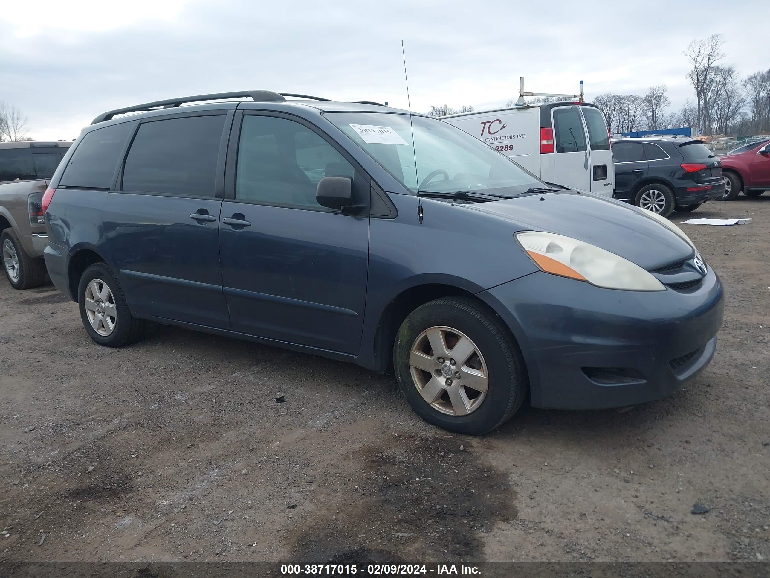 TOYOTA SIENNA 2007 5tdbk23c47s003348